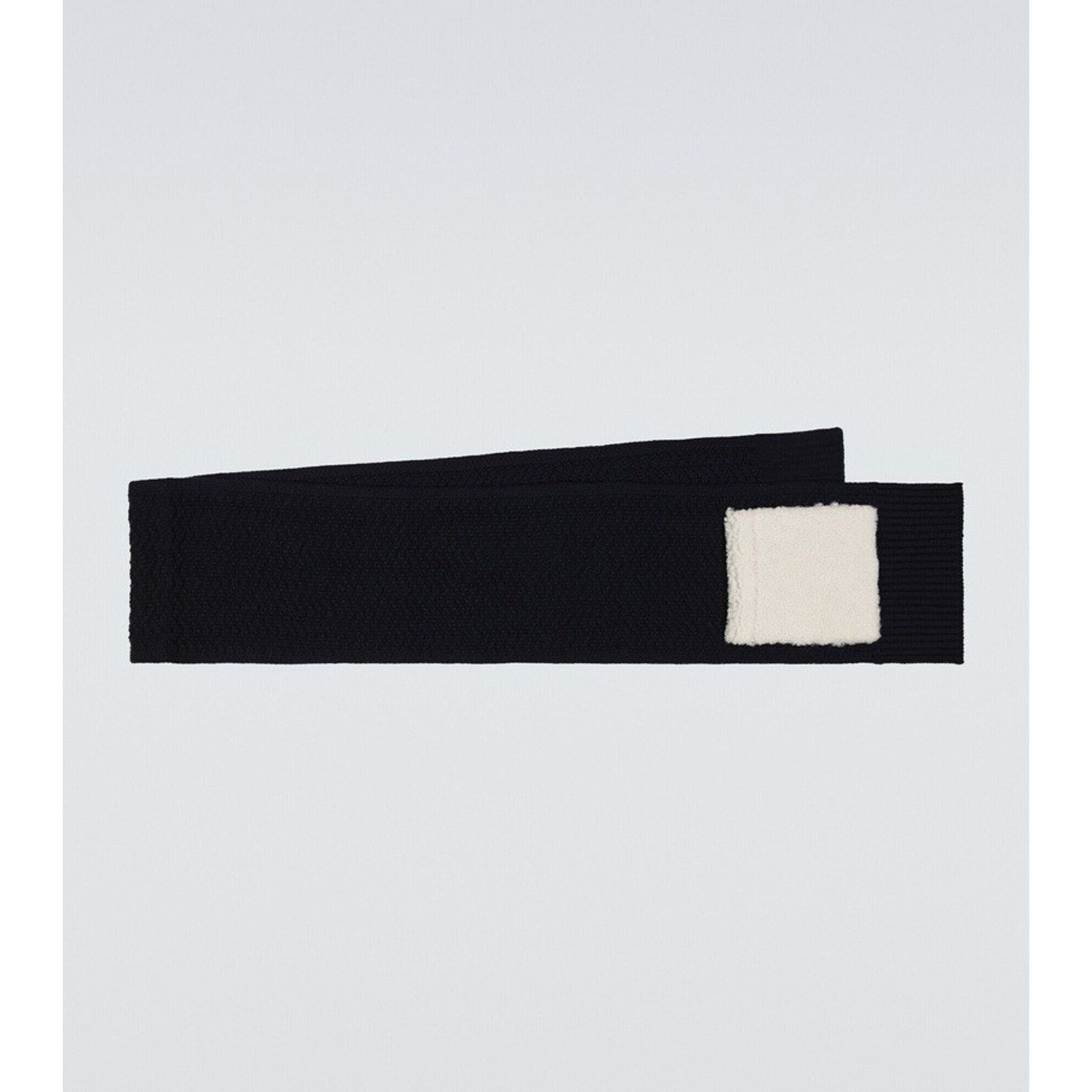 Thom Browne NWT $1050 Thom Browne Shearling Pocket Wool Scarf, Italy. Size ONE SIZE - 5 Thumbnail