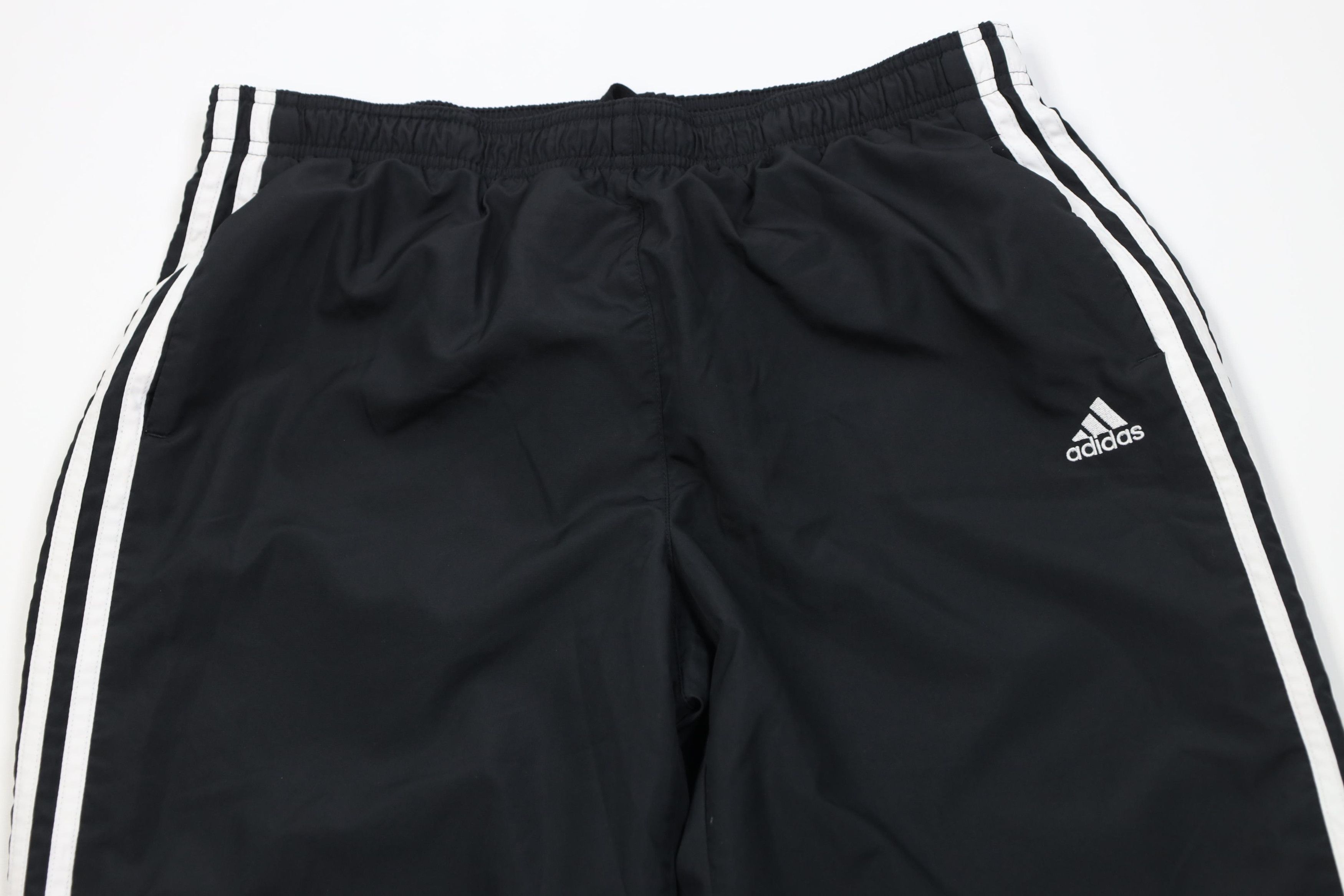 Adidas Vintage Y2K Adidas Spell Lined Wide Leg Windbreaker Pants Size 30" / US 8 / IT 44 - 2 Thumbnail