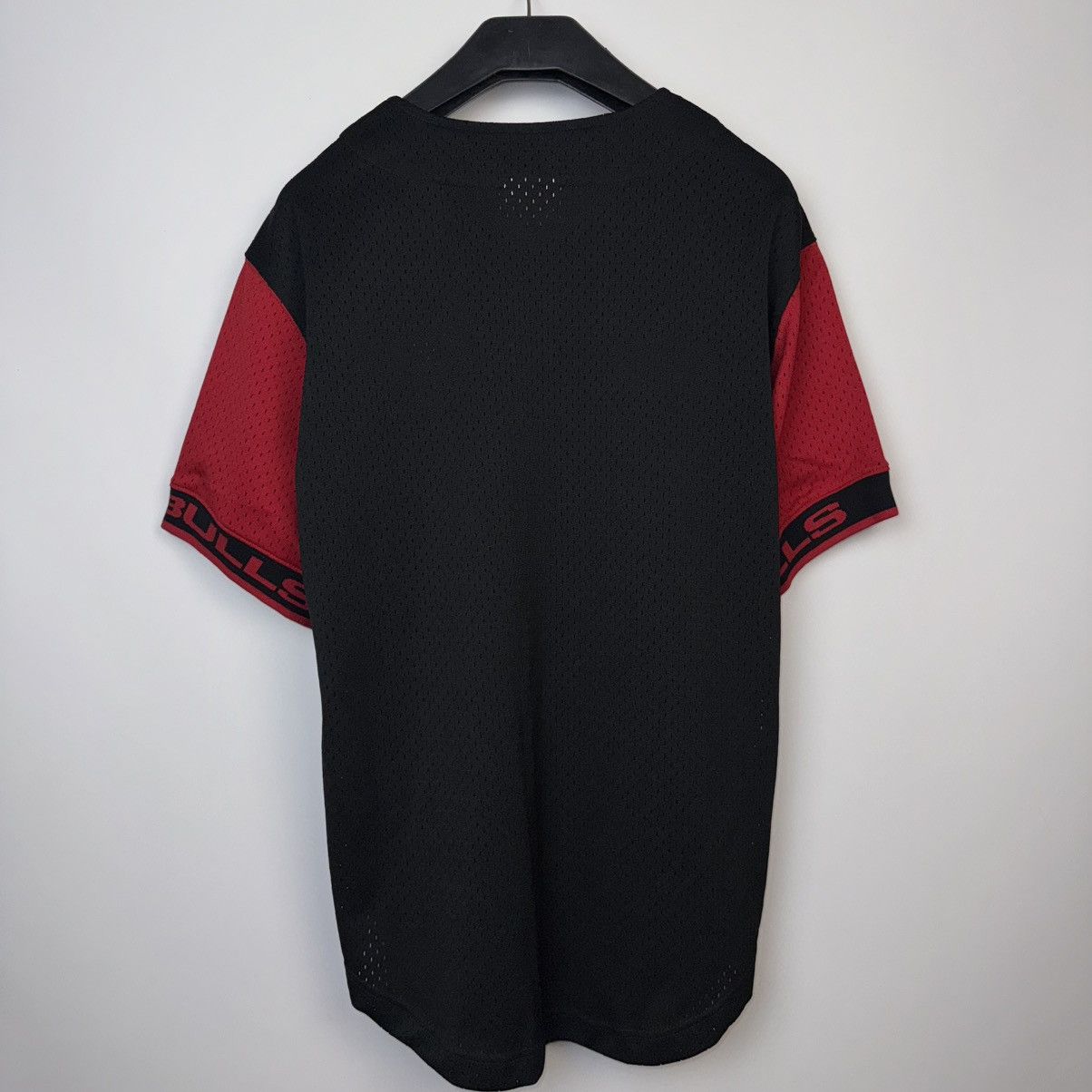 Mitchell & Ness Chicago Bulls Baseball Jersey NBA Mitchell & Ness Sz L Men Size US L / EU 52-54 / 3 - 2 Thumbnail