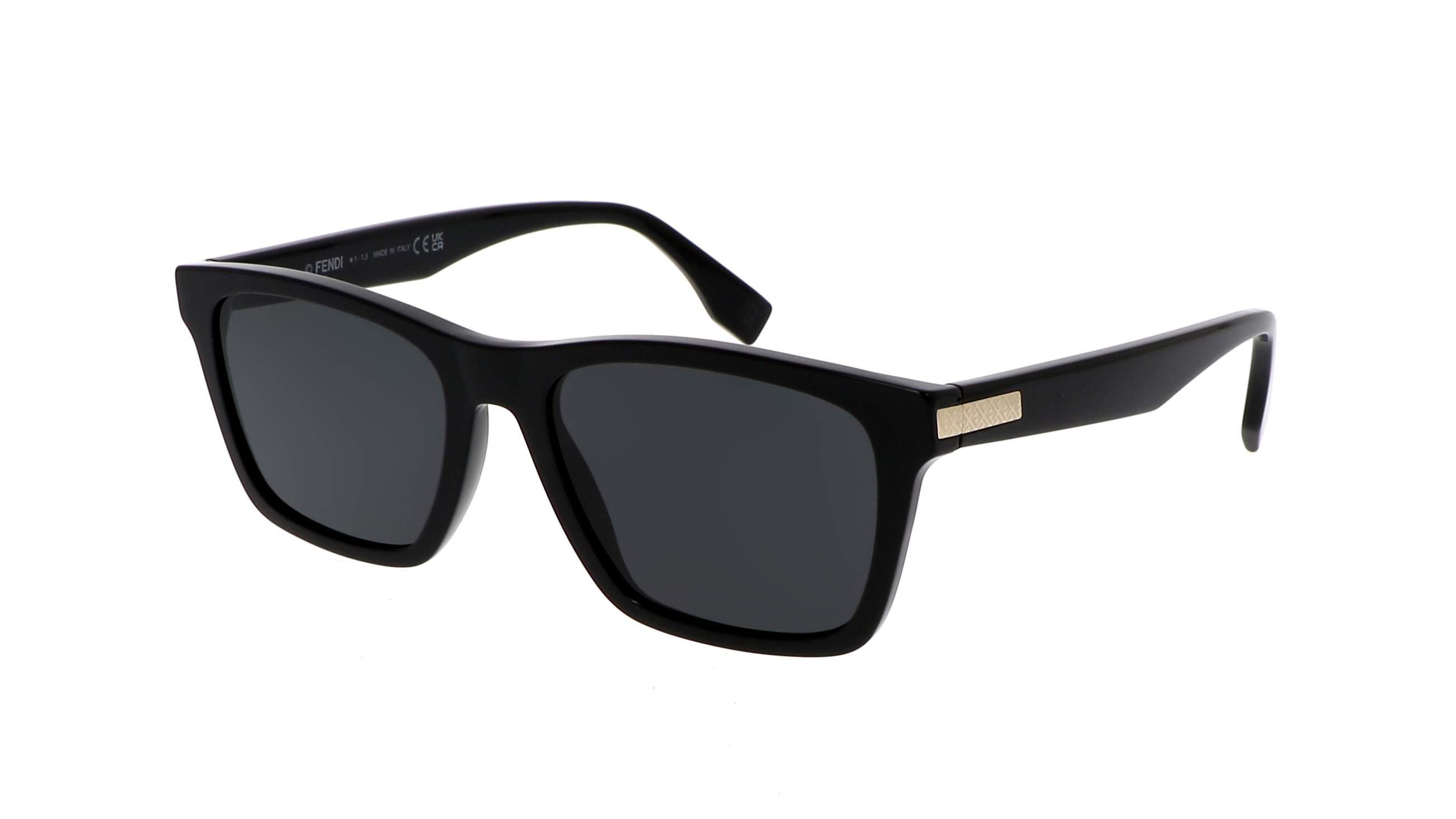o1loc1c0824 Size: OS / Sunglasses in Black