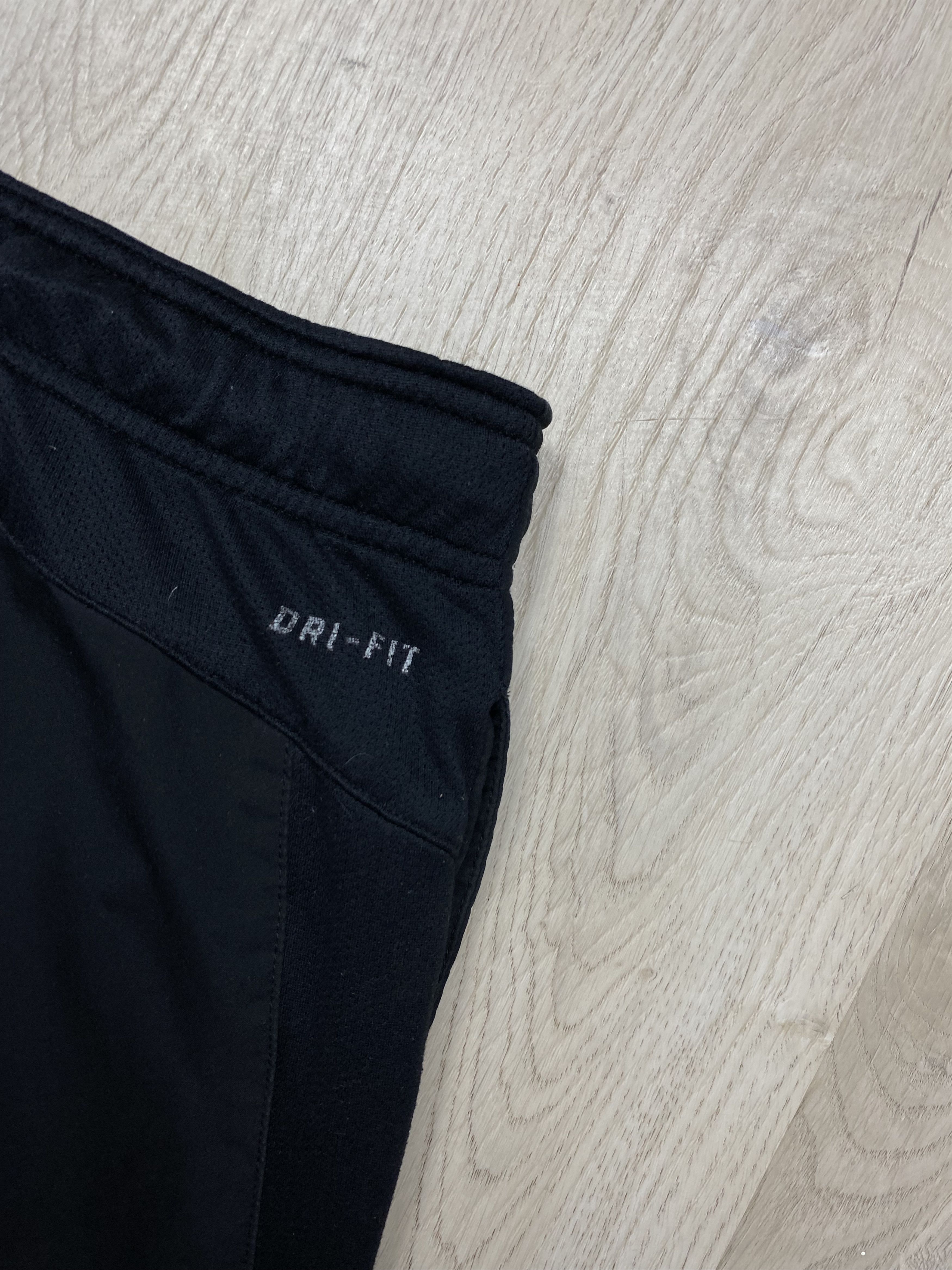 Nike Nike Vintage Dri Fit Nylon Track Pants Y2K Drill Gorpcore Size US 32 / EU 48 - 8 Thumbnail