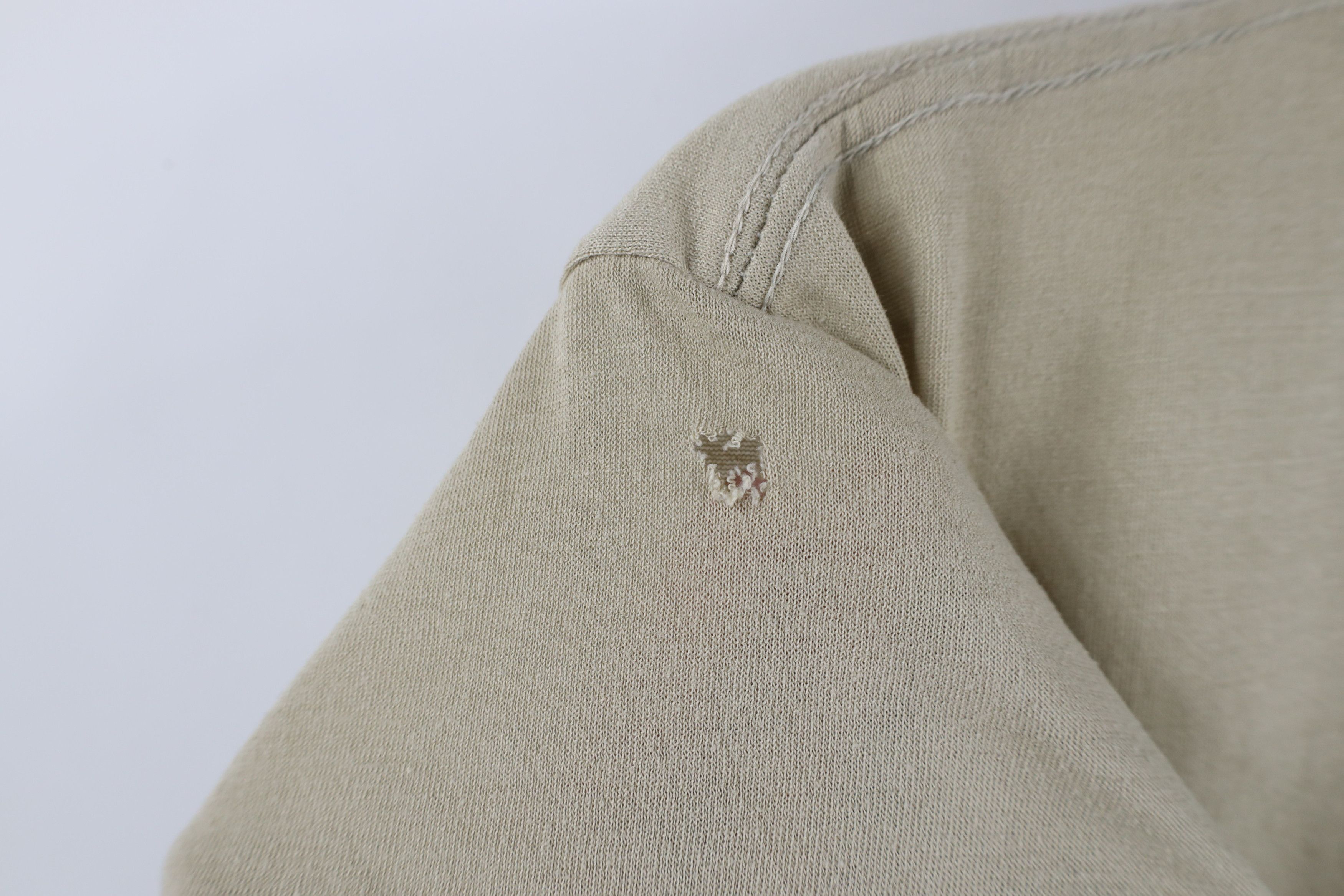 Vintage Vintage 90s Streetwear Knit Short Sleeve T-Shirt Beige USA Size US M / EU 48-50 / 2 - 5 Thumbnail