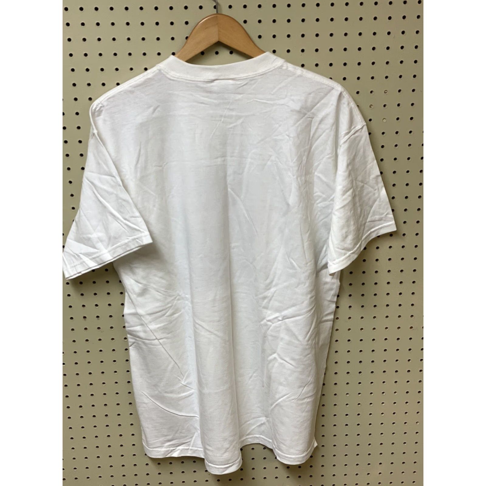 Vintage VINTAGE New Mens XL T-Shirt Tempting isnt it? Booze Cherry Vodka? White Short Sleeve Woman? Size US XL / EU 56 / 4 - 2 Thumbnail