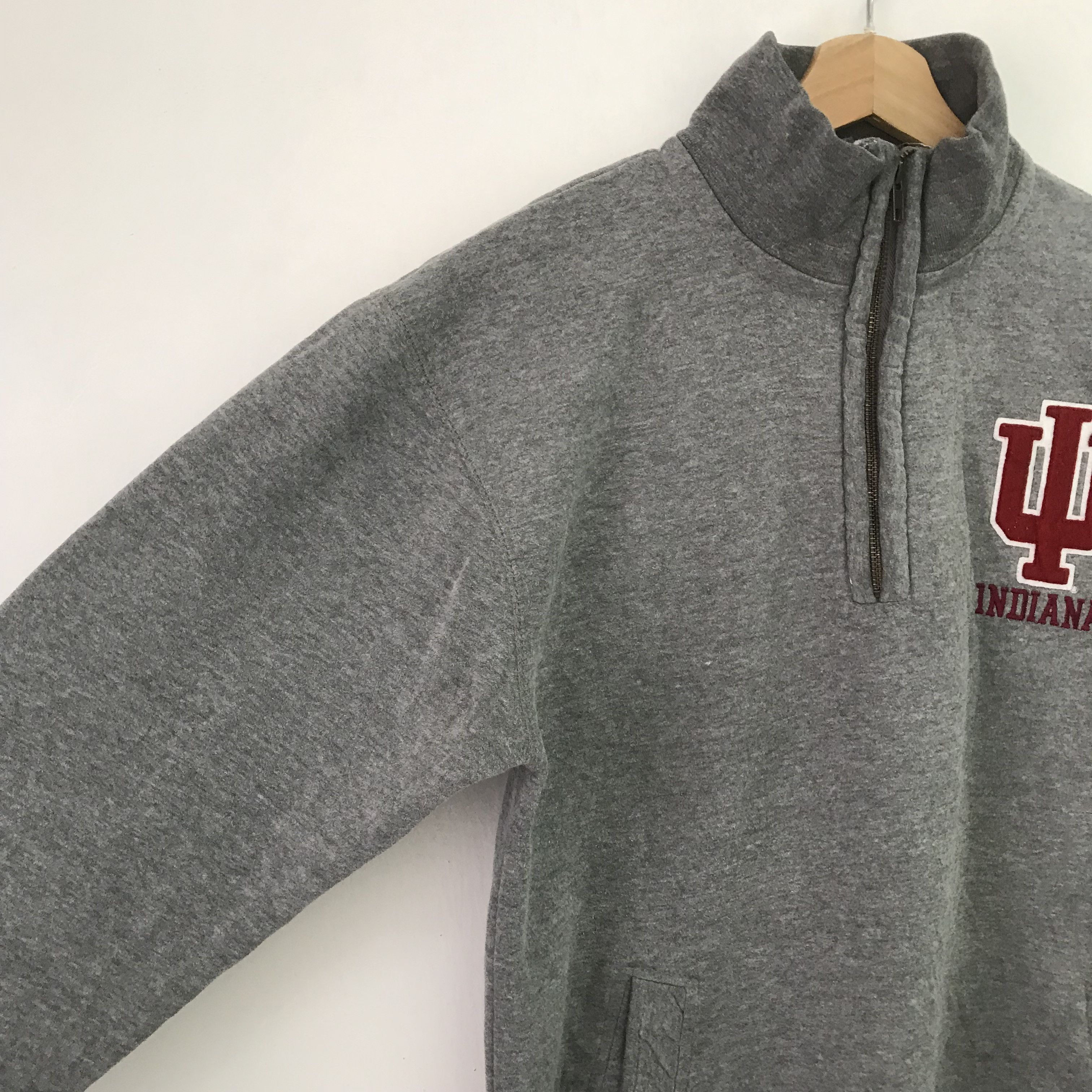 Vintage Vintage Indiana University Gray Sweatshirt - 509 Size US M / EU 48-50 / 2 - 4 Thumbnail