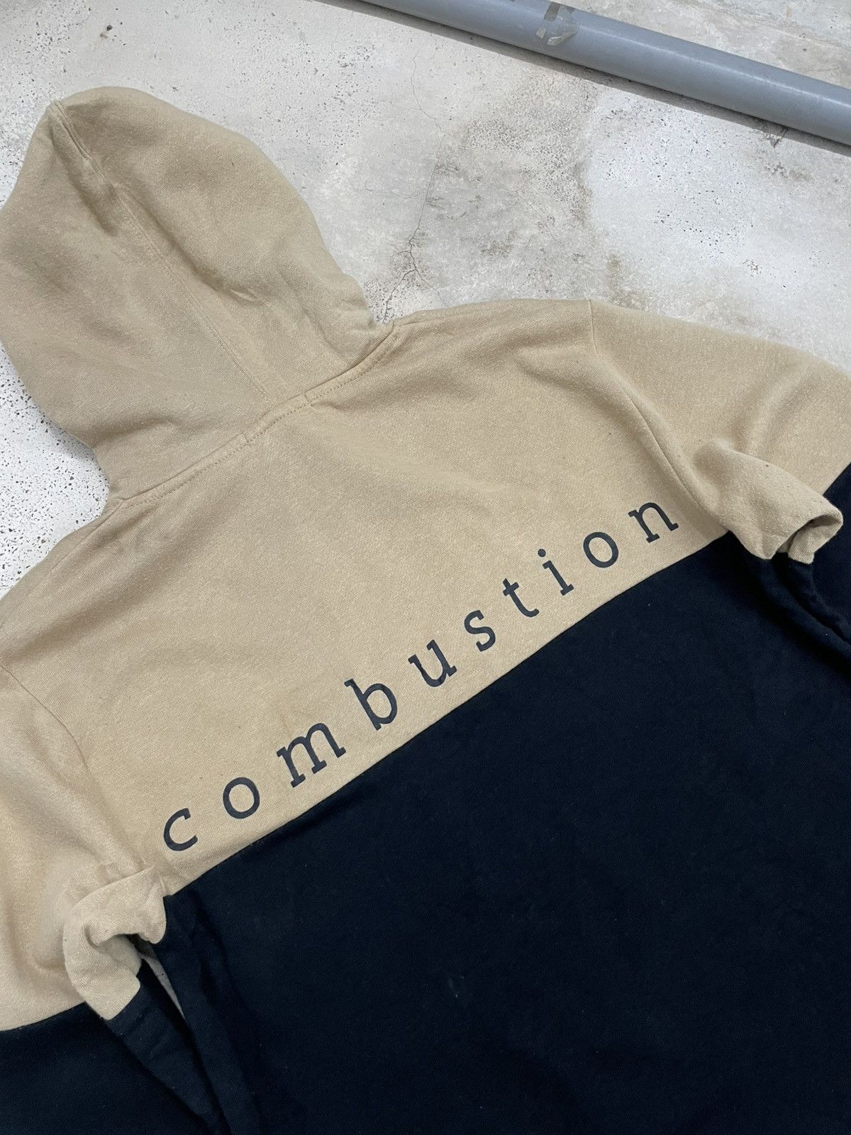 Japanese Brand Suffuse Velocity Color Block Size US M / EU 48-50 / 2 - 12 Thumbnail