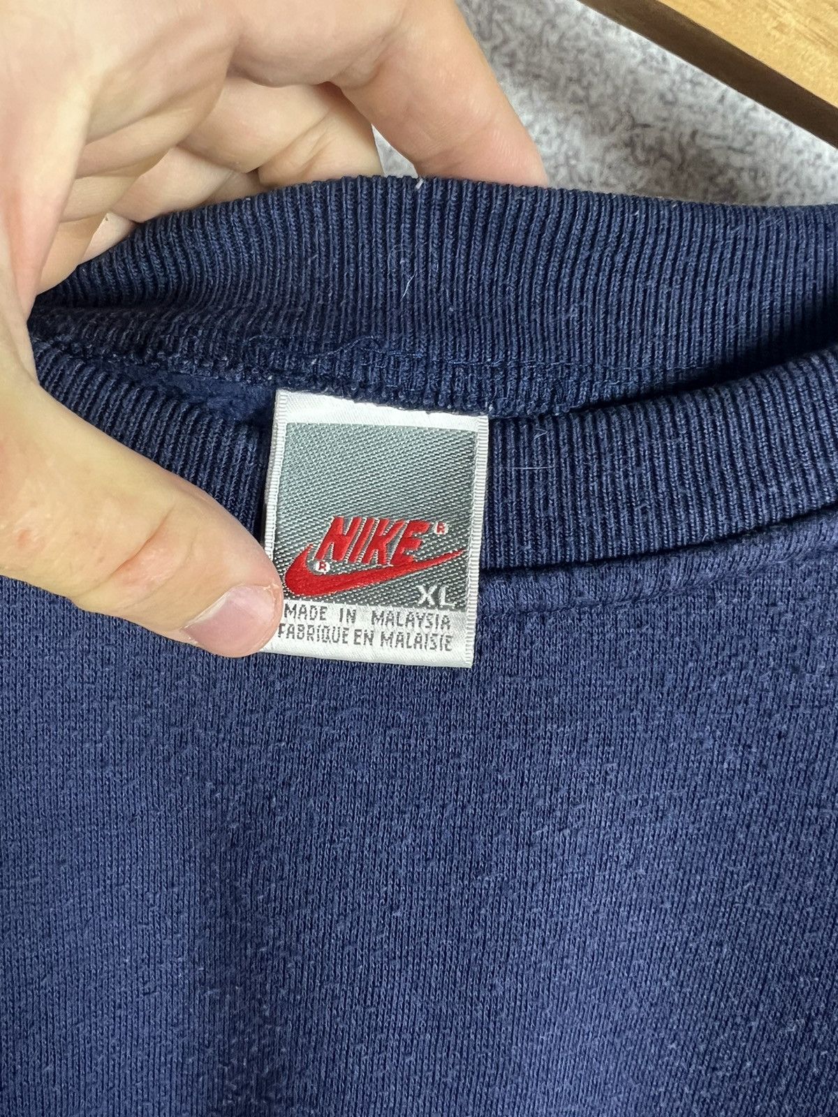Nike Vintage 80s Nike Sweatshirt Embroidered Logo Size US XL / EU 56 / 4 - 5 Thumbnail