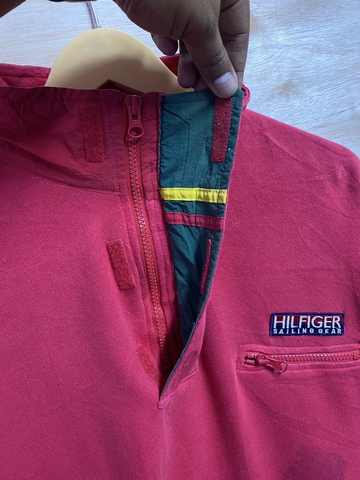 Tommy Hilfiger Vintage Tommy Hilfiger big logo half zipper polo sweatshirt Size US XL / EU 56 / 4 - 4 Thumbnail