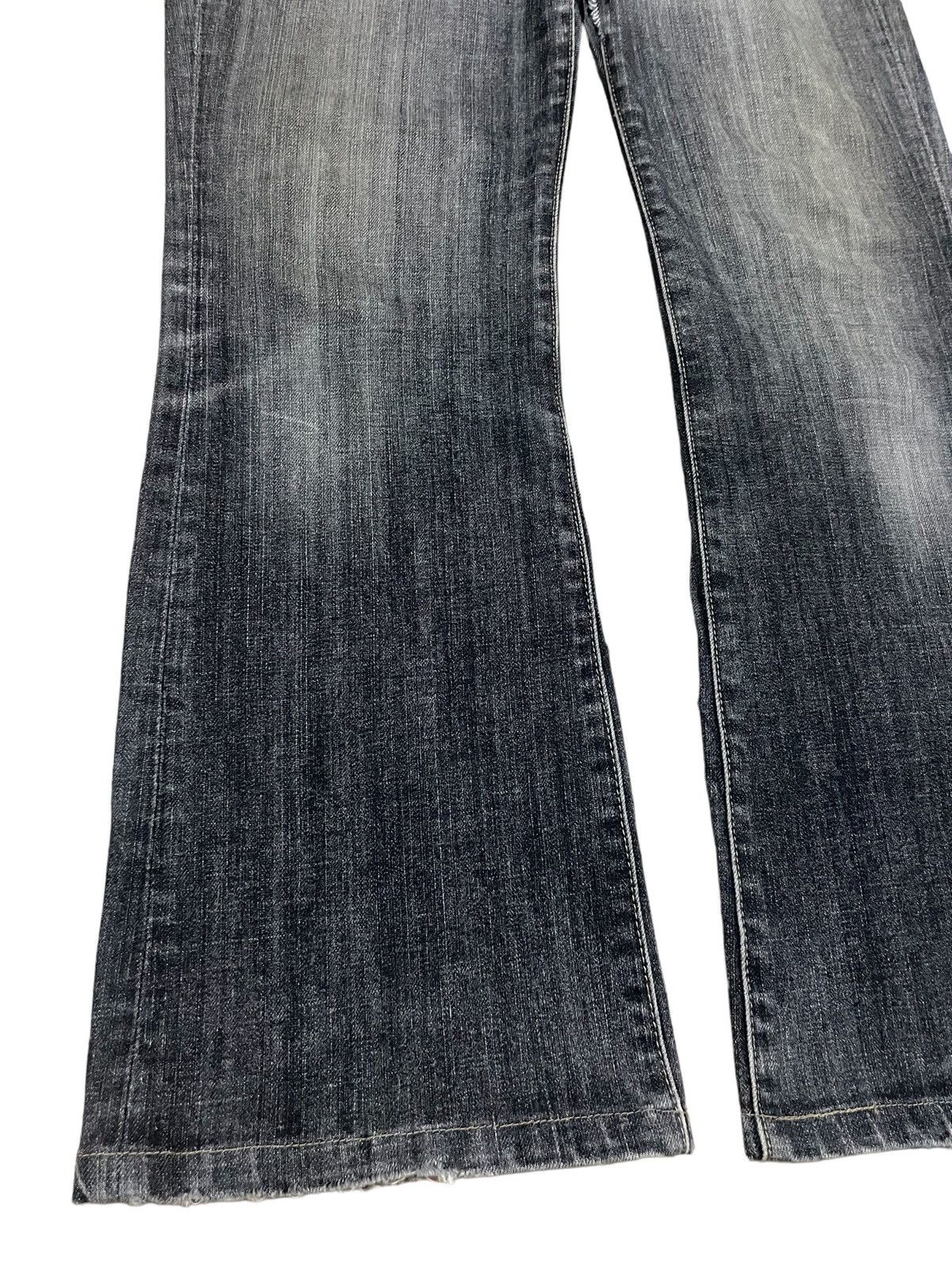Jun Takahashi Vintage Y2K Japanese Denim Grey Wash Ripped Bootcut Jeans Size US 29 - 4 Thumbnail