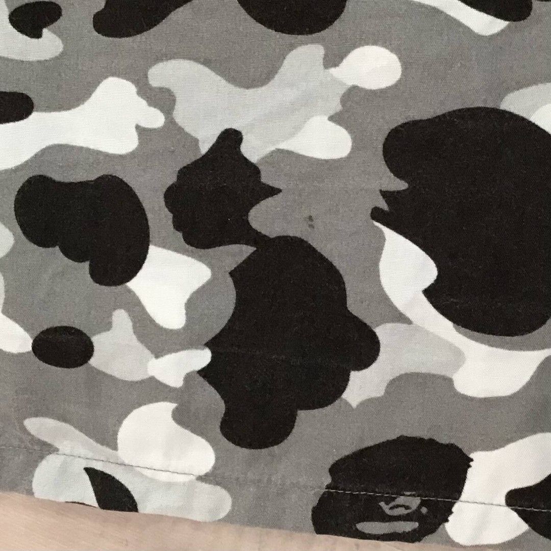 Bape 🔥Vintage🔥 BAPE CAMO Aloha Shirt a bathing ape NIGO Size US S / EU 44-46 / 1 - 7 Thumbnail