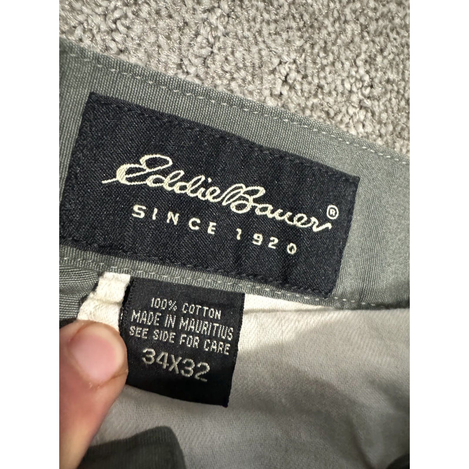 Eddie Bauer Eddie Bauer Classic Fit Chino Pants Men's 34x32 Gray Solid Casual Size US 34 / EU 50 - 5 Thumbnail