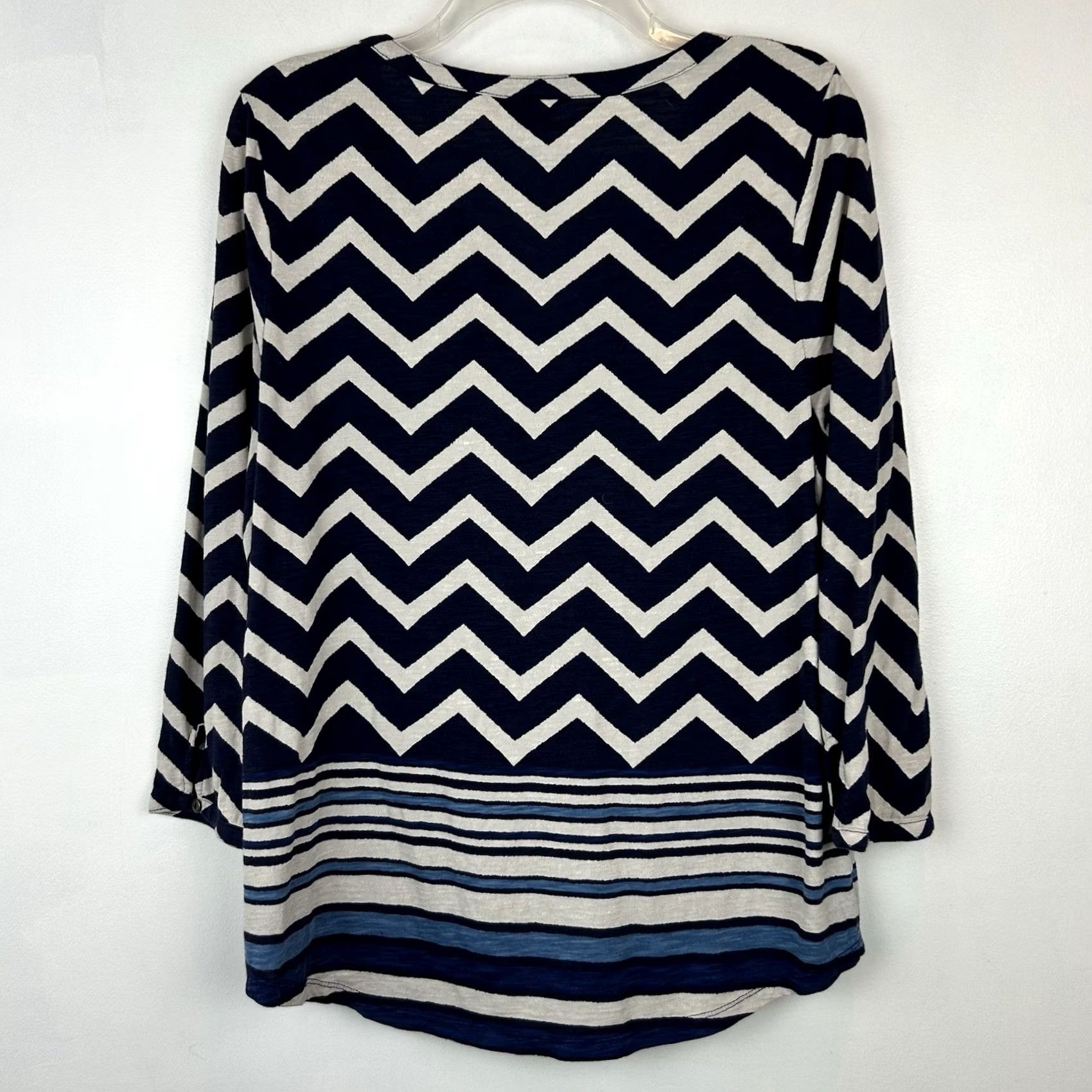 Lucky Brand Lucky Brand Top Womens Medium M Blue White Chevron Casual Boho Size M / US 6-8 / IT 42-44 - 2 Thumbnail