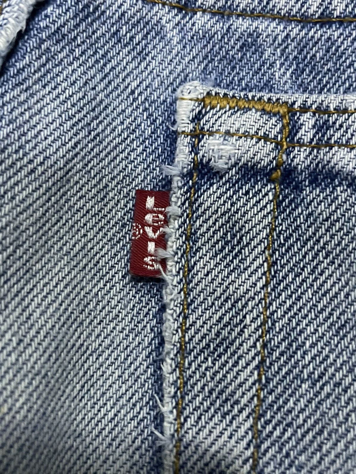 Vintage Levis 519-0219 Distressed Light Wash Jeans