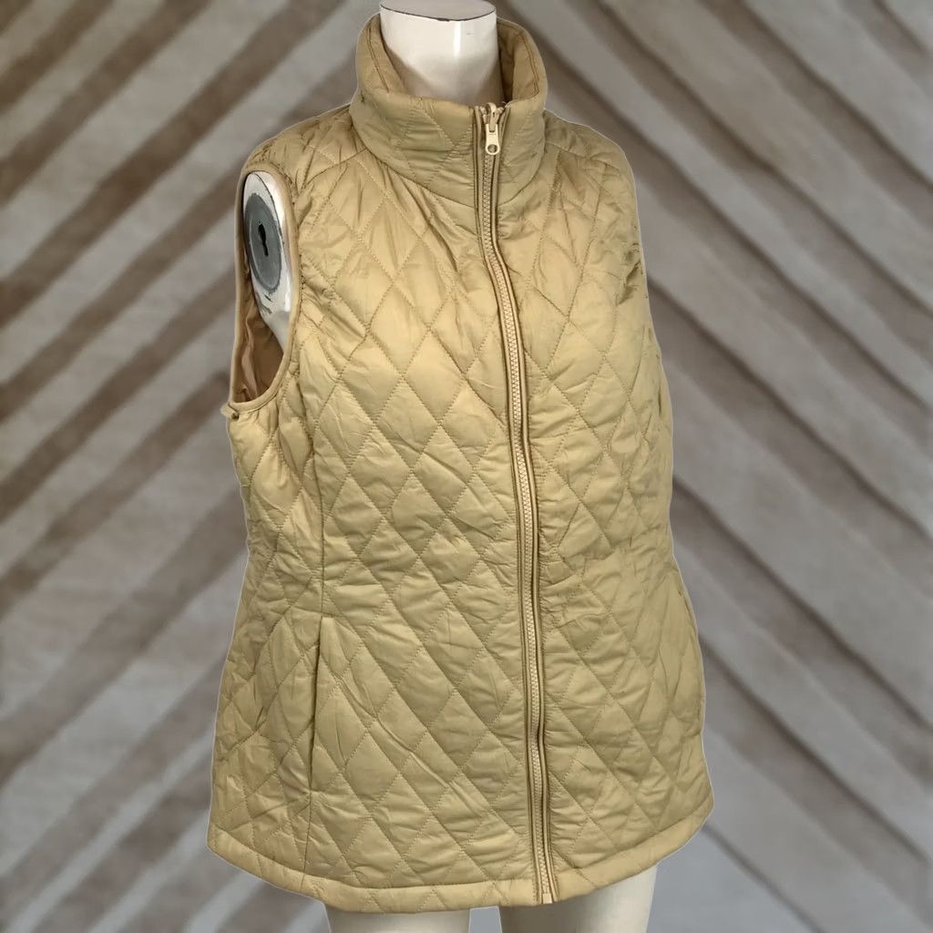 Lands' End Lands' End Womens Medium Tan Quilted Full Zip Vest Shirt Womens Medium Tan Quilted Full Zip Vest Size M / US 6-8 / IT 42-44 - 1 Thumbnail