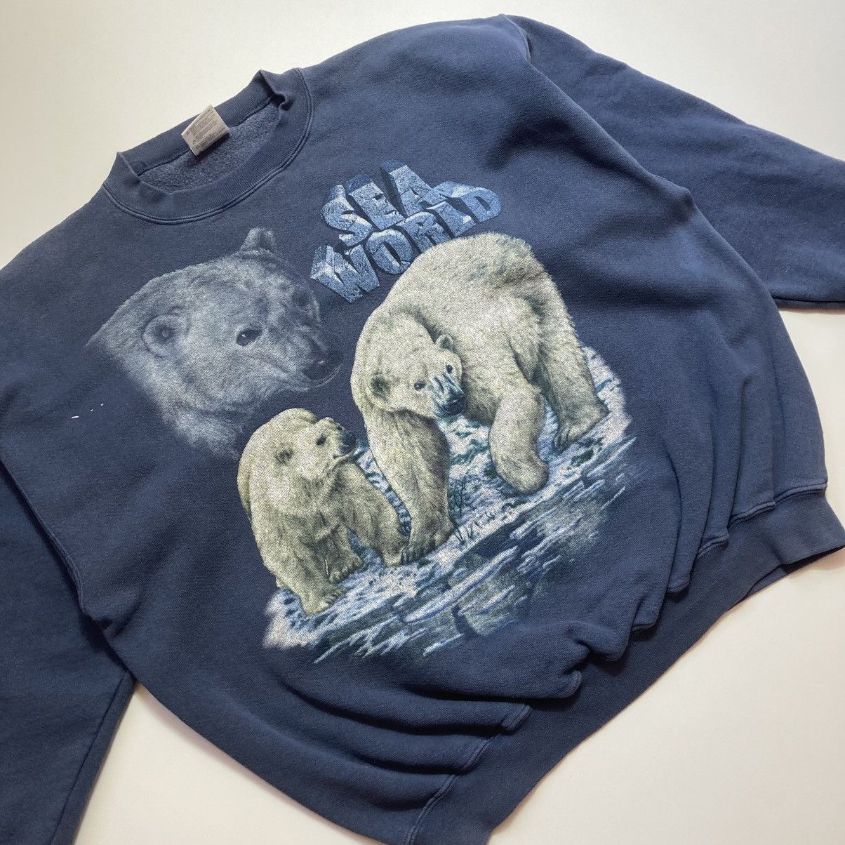 Arts & Science vintage sea world polar bears boxy tultex sweatshirt Size US L / EU 52-54 / 3 - 1 Thumbnail