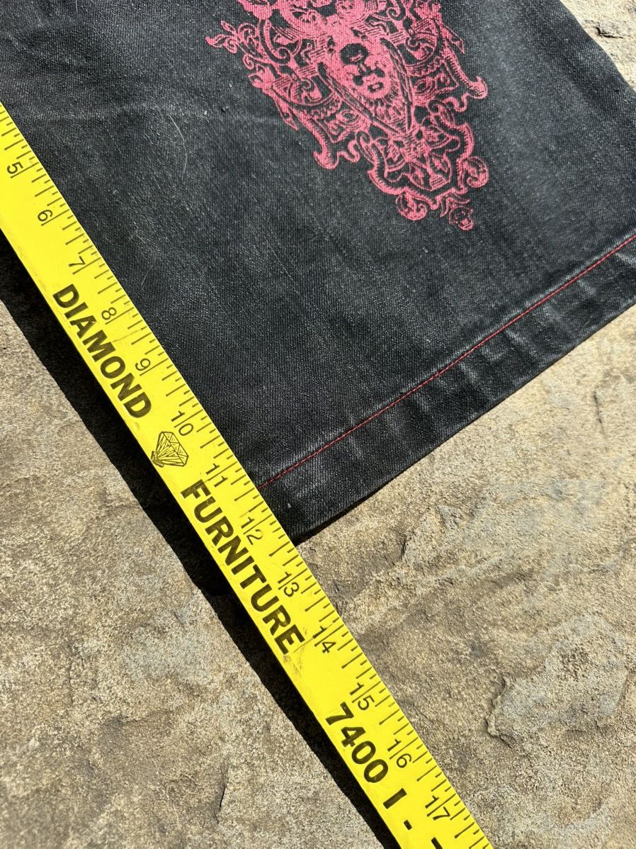 JNCO Y2K embroidered wolves baggy long shorts black red skater Size US 32 / EU 48 - 7 Thumbnail