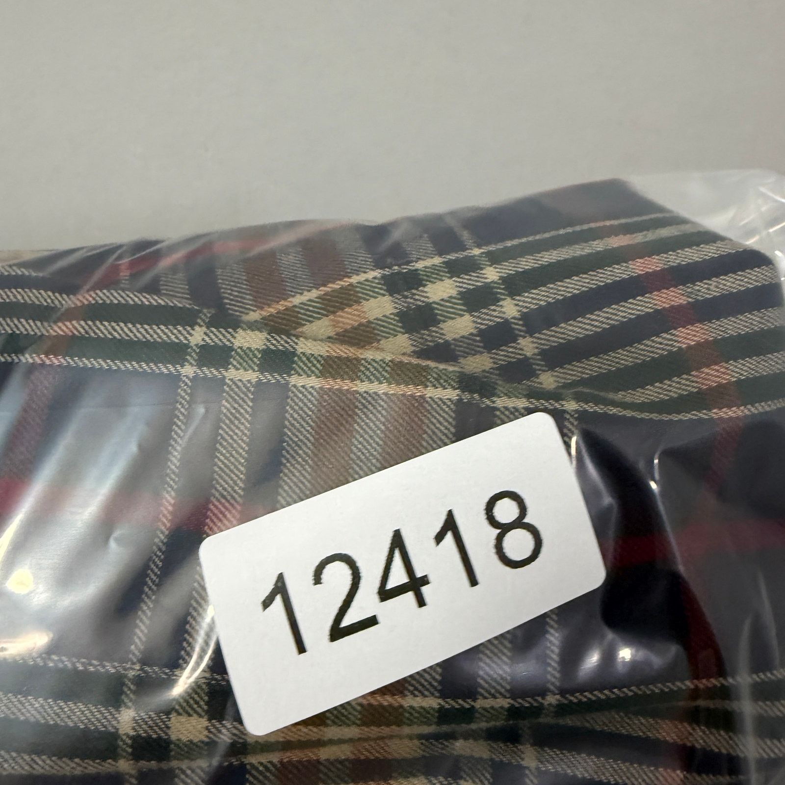 Pendleton Pendleton Canterbury Cloth Shirt Large Plaid Long Sleeve Size US L / EU 52-54 / 3 - 8 Thumbnail