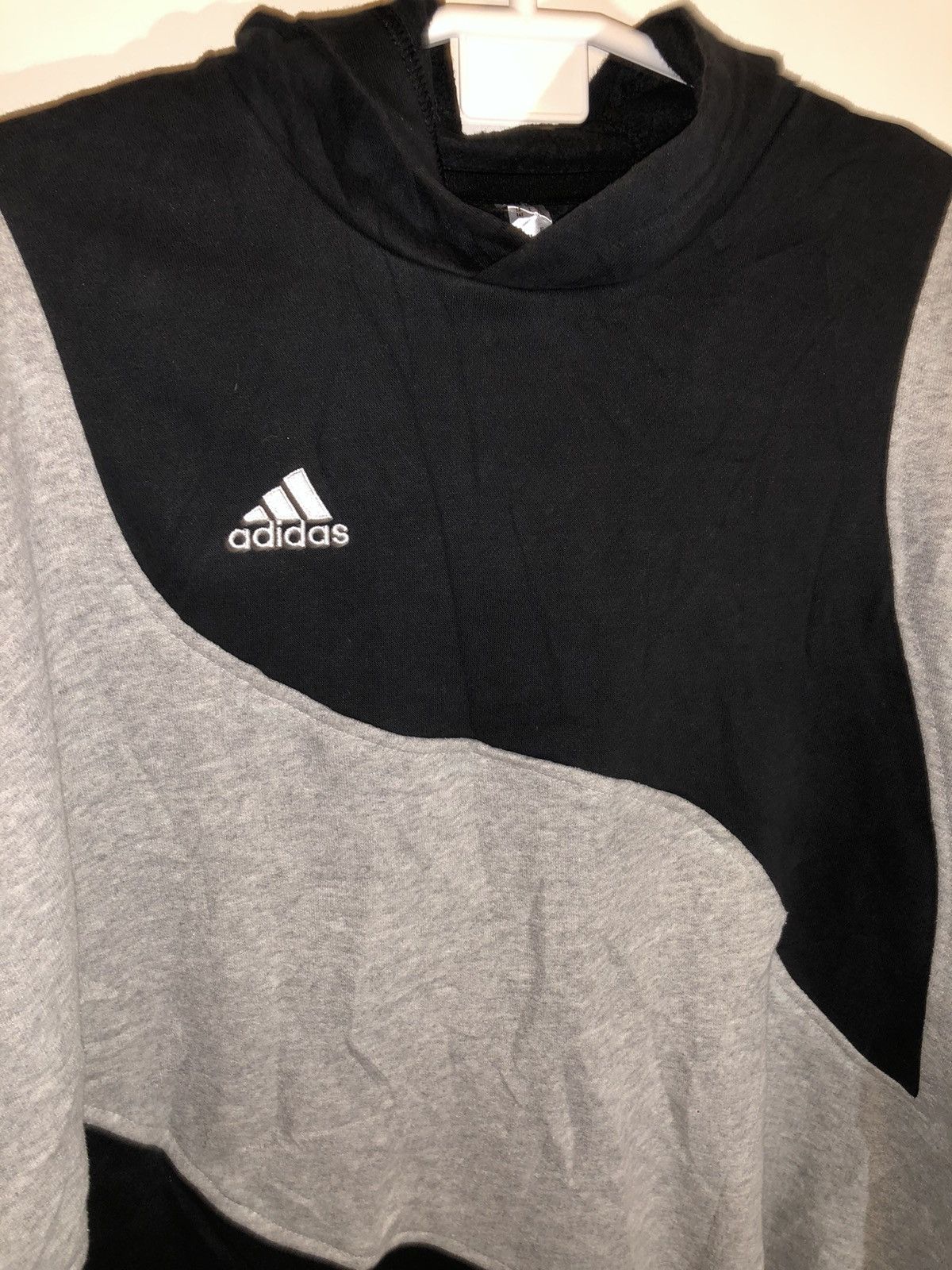 Adidas × Vintage Grey and Black Retro Adidas Hoodie Size US L / EU 52-54 / 3 - 3 Thumbnail