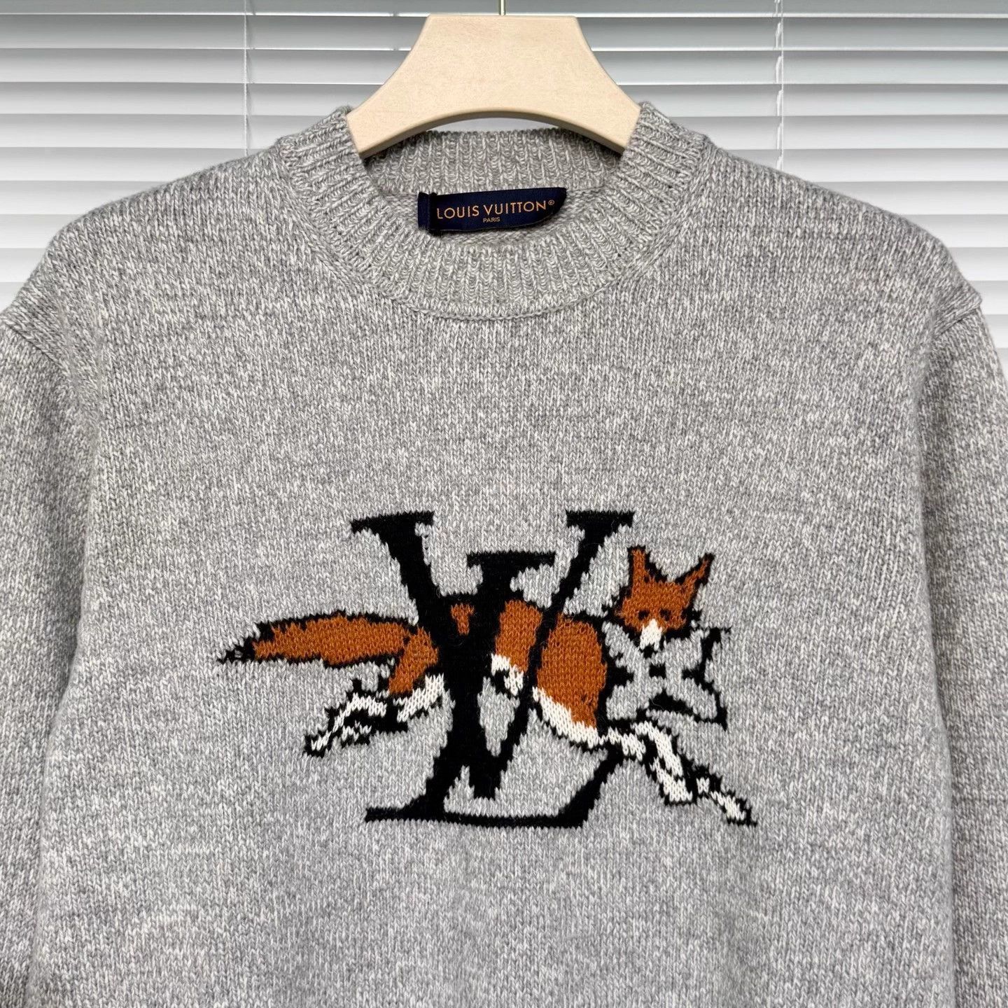 Louis Vuitton LV Monogram Fox Wool Cashmere Sweater M Grey Size US M / EU 48-50 / 2 - 3 Thumbnail