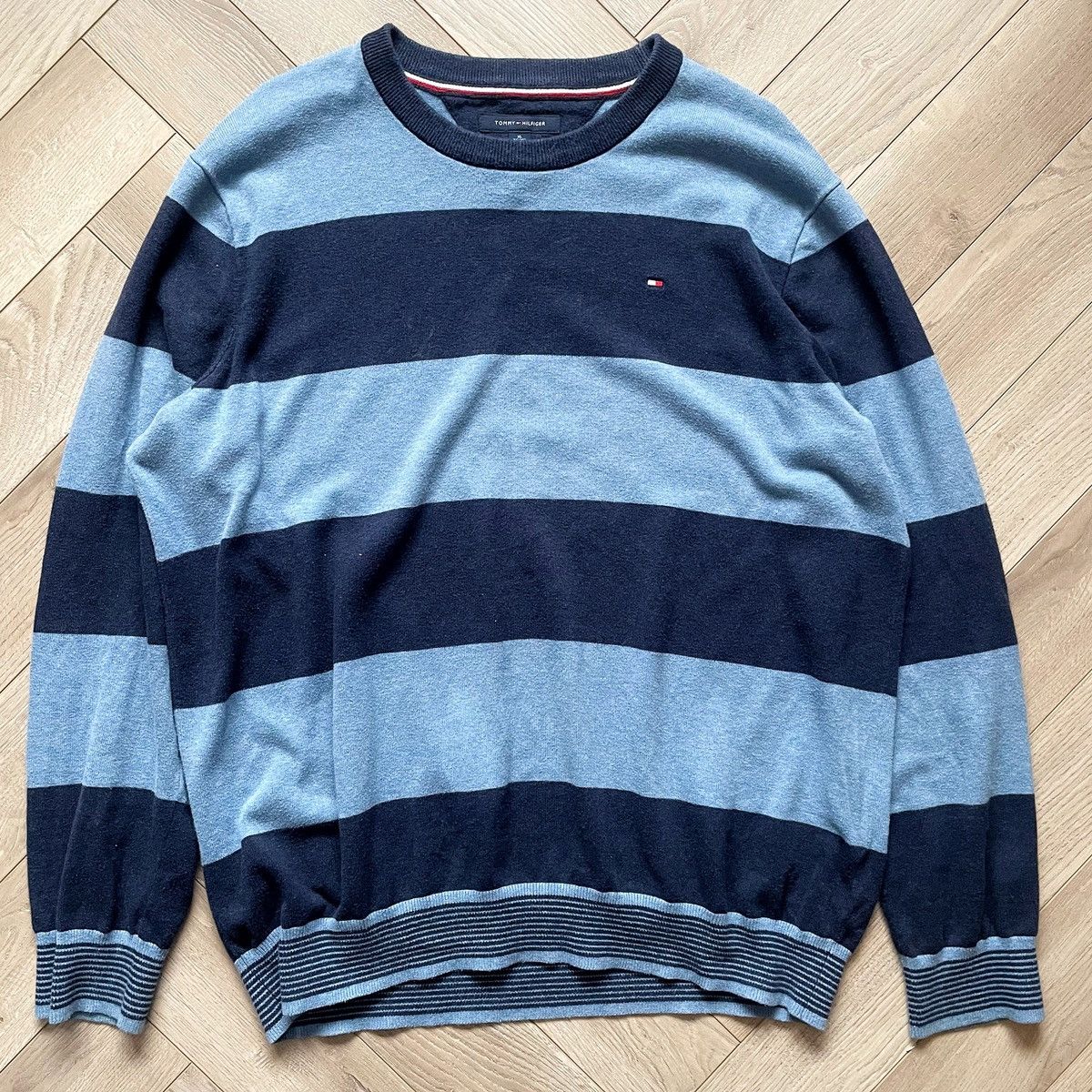 Tommy Hilfiger Tommy Hilfiger Striped Jumper Size US XL / EU 56 / 4 - 1 Thumbnail