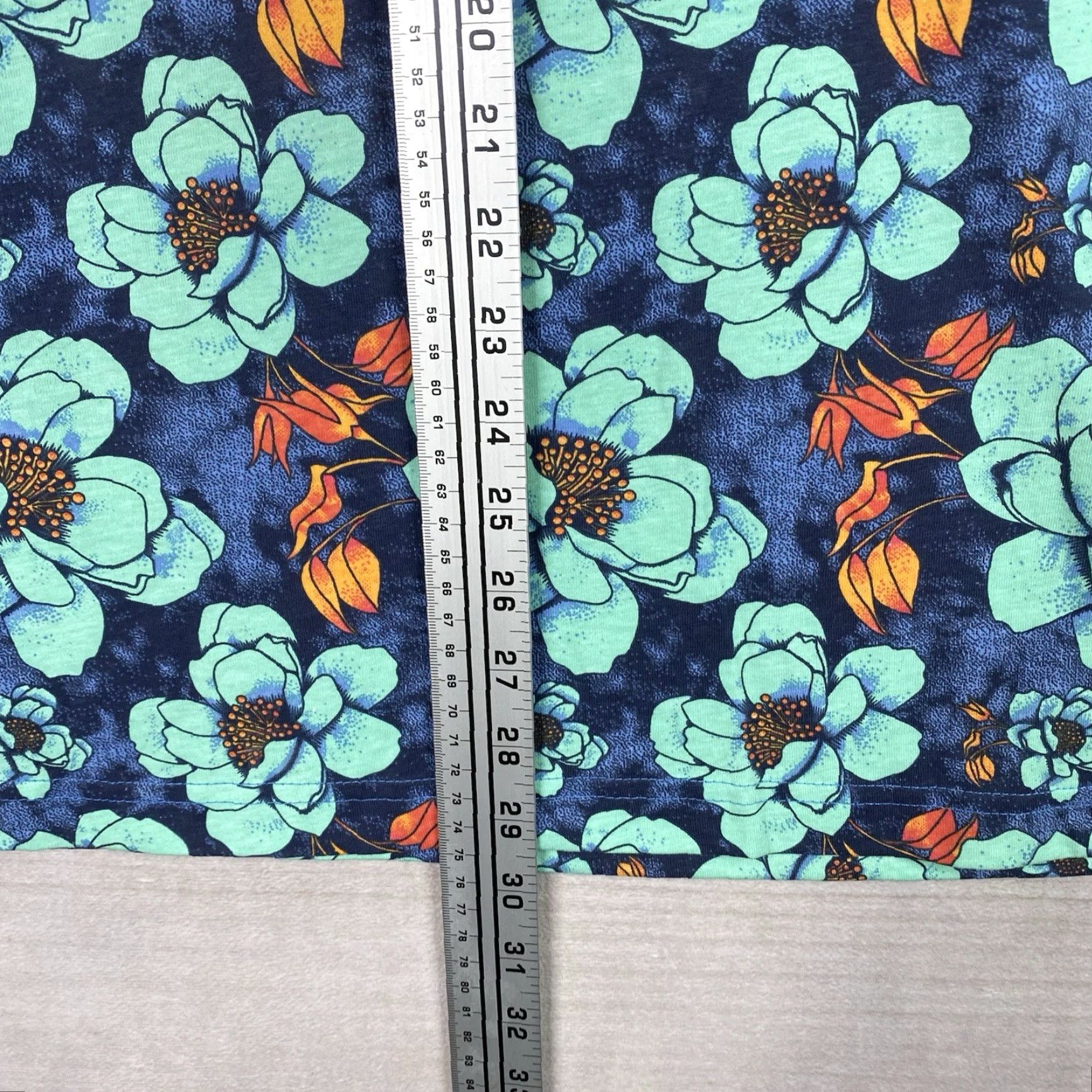 Hurley Hurley Shirt Mens L Blue Floral Short Slv Crew Neck Logo Beach Hawaiian T-Shirt Size US L / EU 52-54 / 3 - 4 Thumbnail
