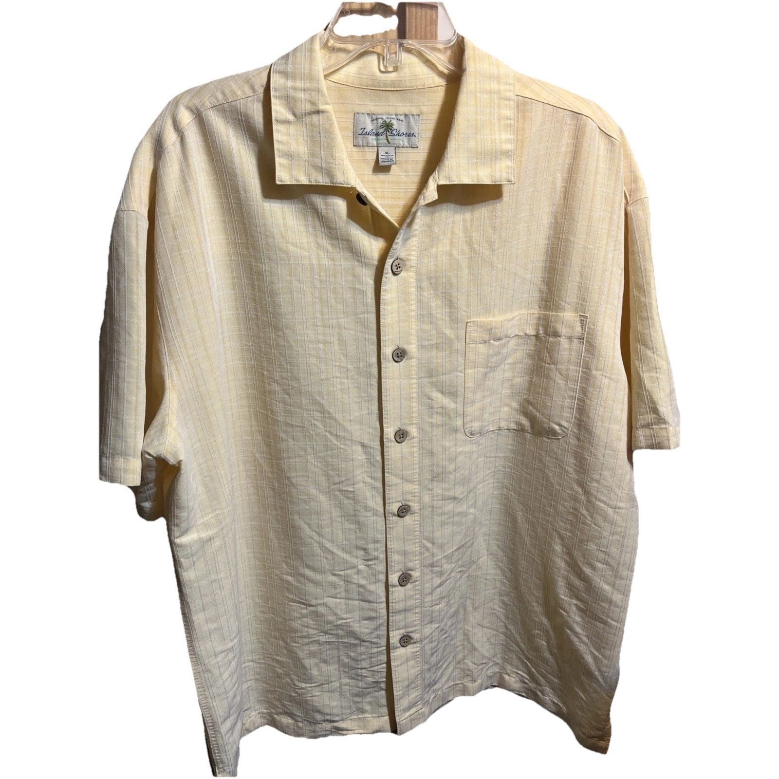 Island Shores Island Shores Men’s XL Yellow SS Button Rayon Hawaiian Shirt Size US XL / EU 56 / 4 - 1 Thumbnail