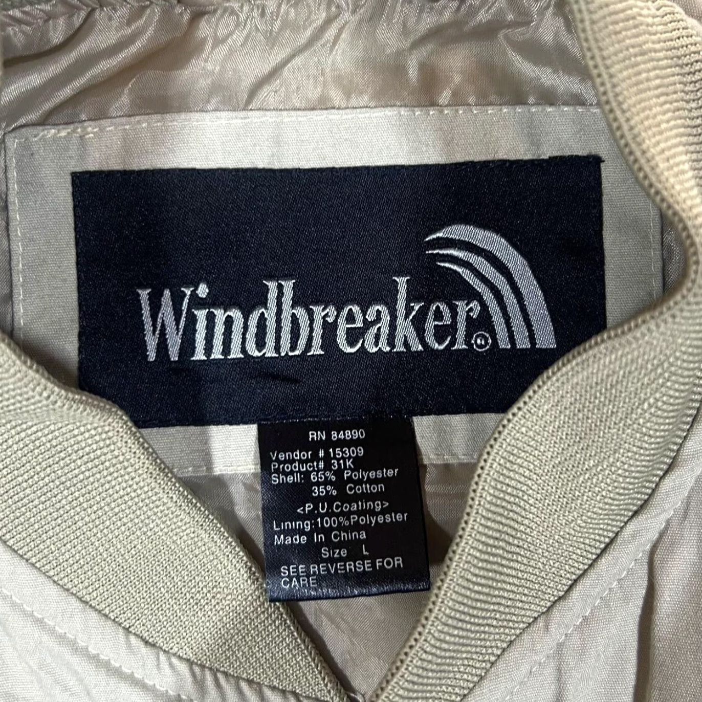 Vintage VINTAGE WINDBREAKER Jacket Beige Large Windbreaker Bomber Zip Pockets Mens Beige Windbreaker, Vintage, Zip Pockets, Size L Size US L / EU 52-54 / 3 - 3 Thumbnail