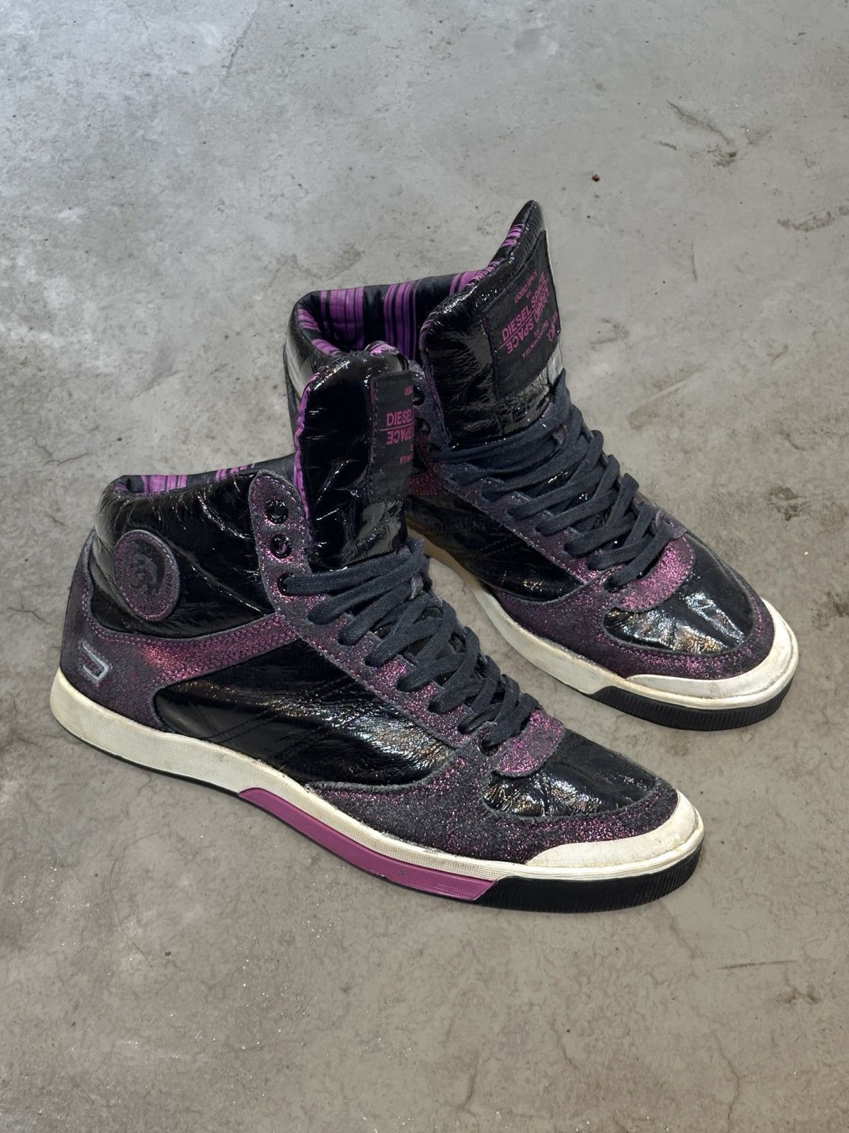 Diesel (SS08) DEEP W HI TOP Size US 10 / IT 40 - 3 Thumbnail
