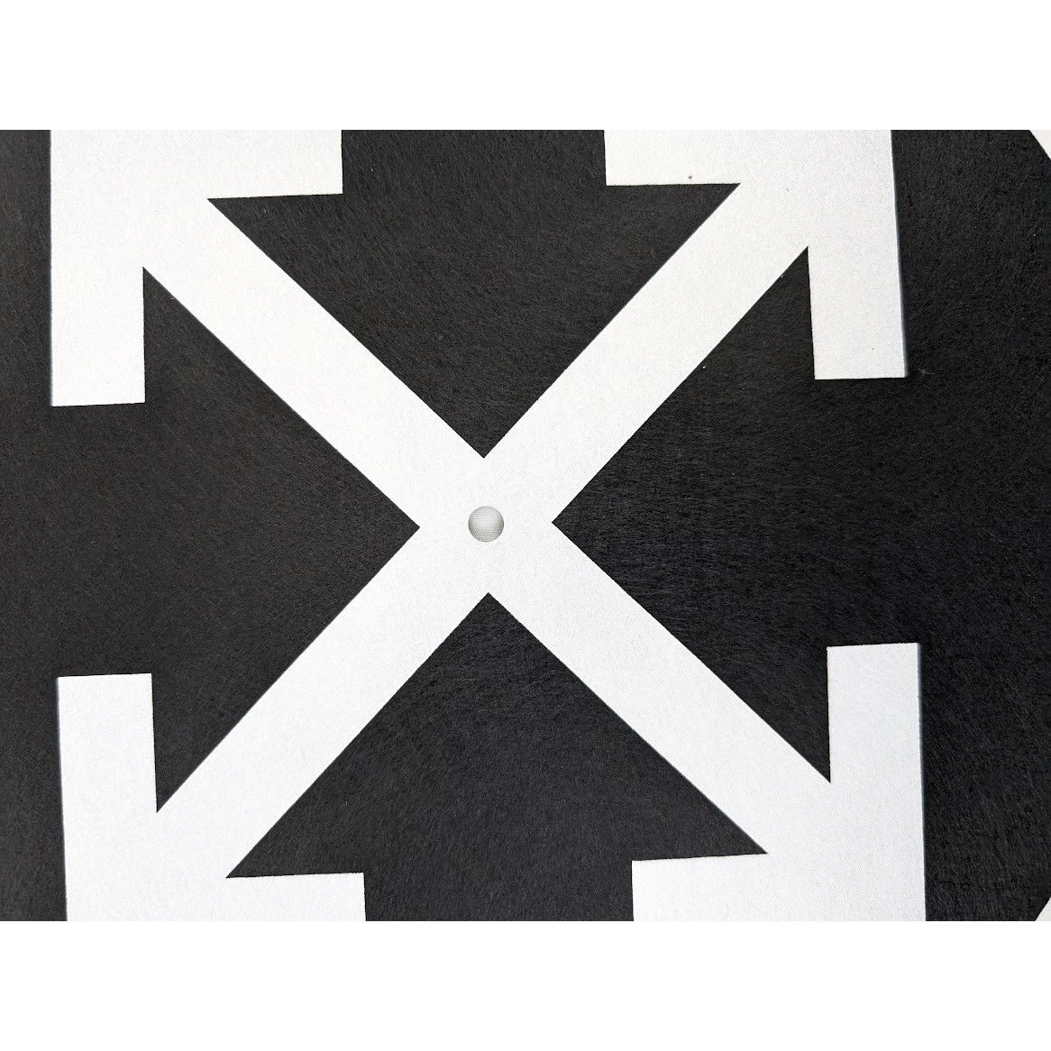 Off-White o1rshd1 Q:4 / Size: OS / Arrow Vinyl Slipmat Set Black/White Size ONE SIZE - 3 Thumbnail