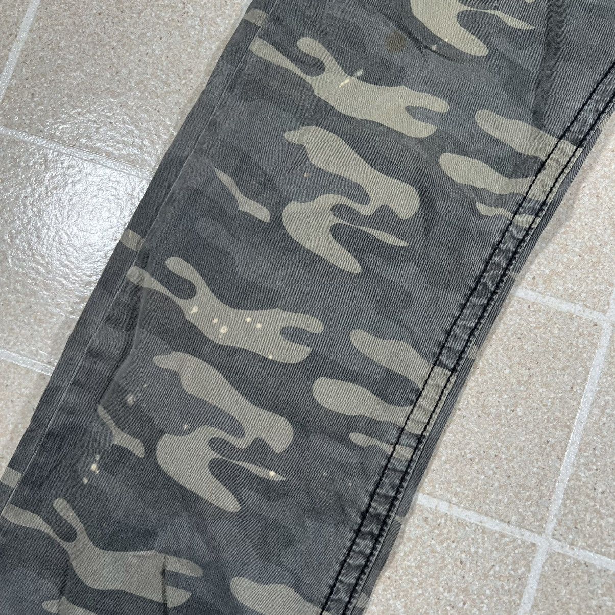 Rock Revival ROCK REVIVAL MEN'S 38 X 33 CAMOUFLAGE CAMO PANTS Size US 38 / EU 54 - 9 Thumbnail