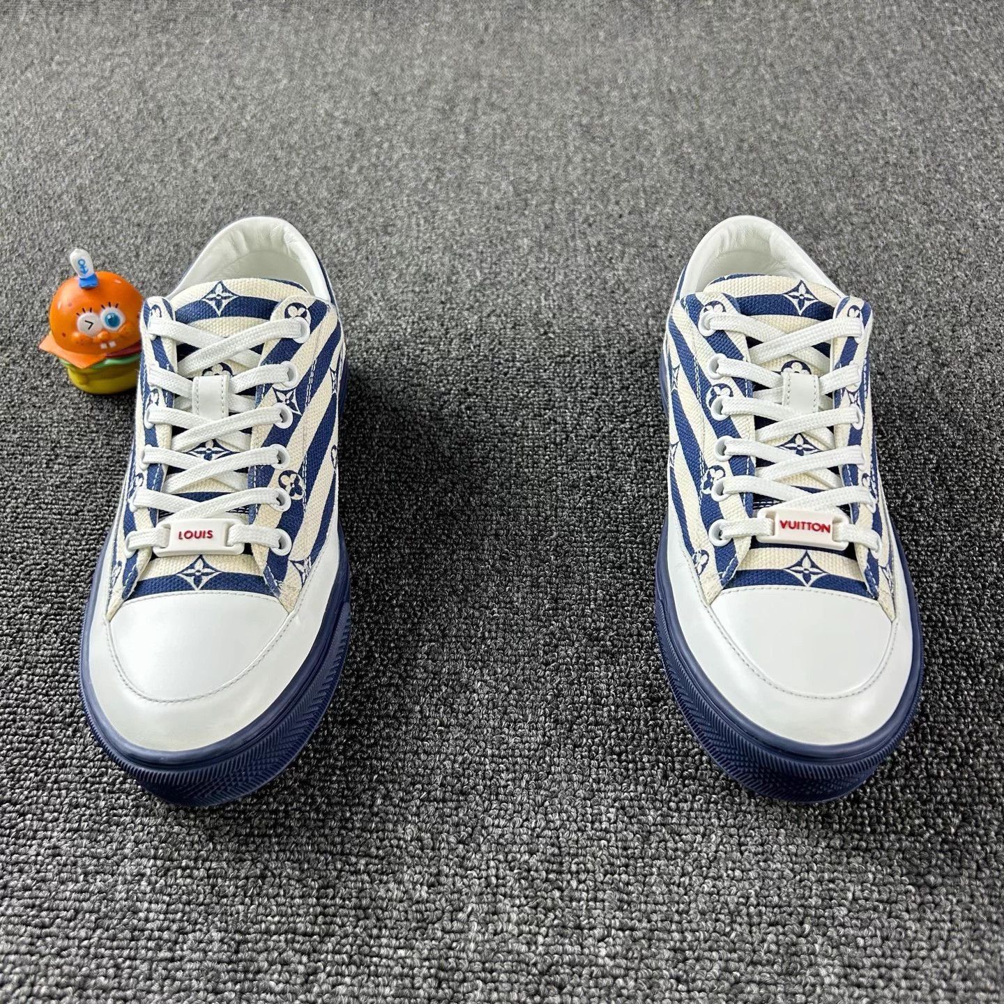 Louis Vuitton LV Blue White Stripe Monogram Sneakers EUR 36.5 Size US 5.5 / IT 35.5 - 2 Thumbnail