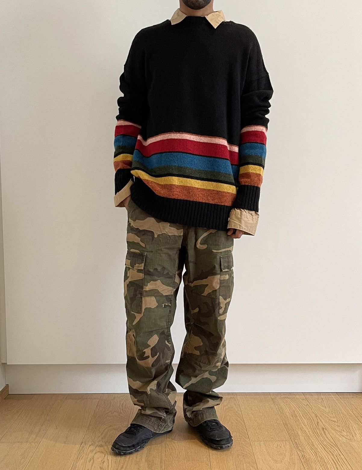 Prada Prada 2018 Black Oversized Sweater With Colourful Stripes Size US L / EU 52-54 / 3 - 3 Thumbnail