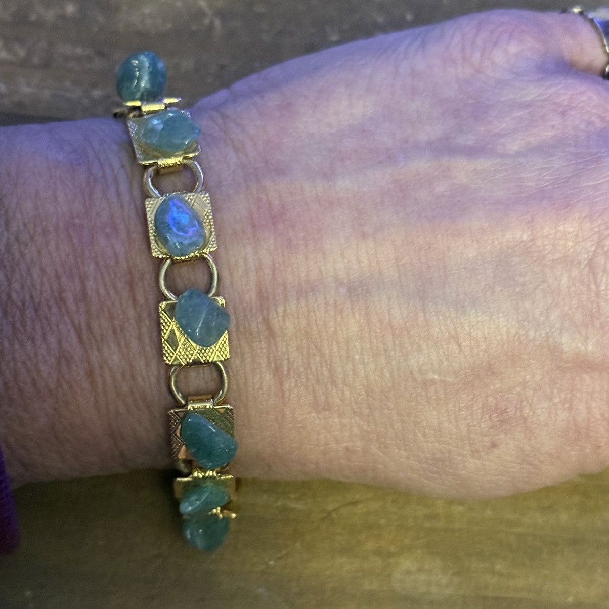 Vintage Vintage gold tone Adventurine stone square link bracelet Size ONE SIZE - 2 Thumbnail