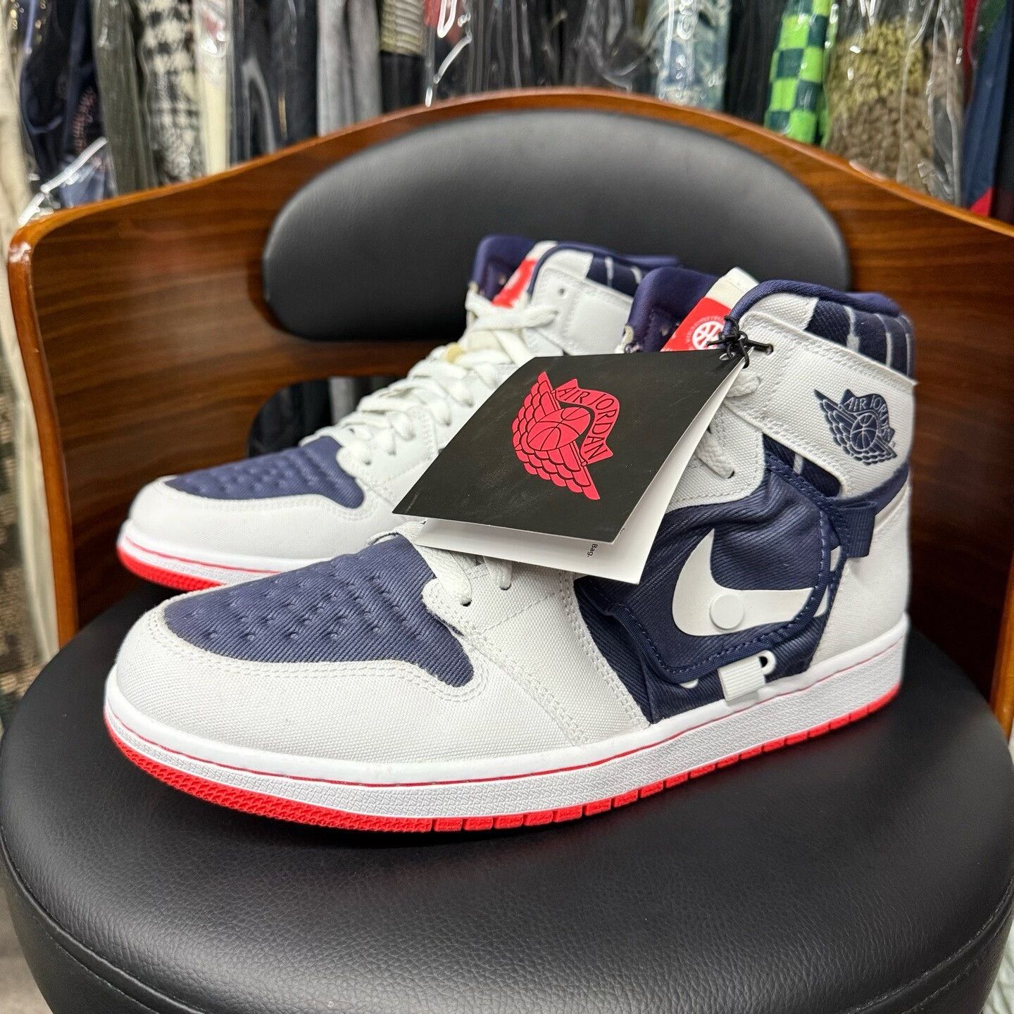 Nike Nike AJ1 Blue Lowtop Sneakers 44.5 Men Size US 11 / EU 44 - 1 Thumbnail