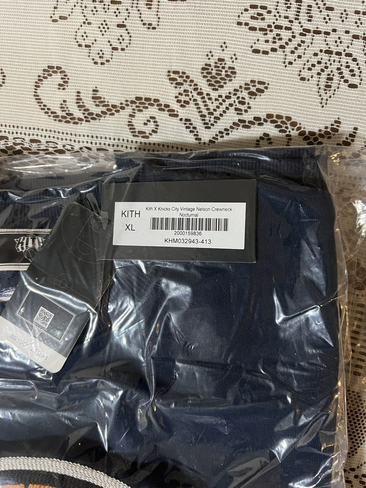 Kith Kith for New York Knicks City Vintage Nelson Crewneck XL Size US XL / EU 56 / 4 - 8 Thumbnail