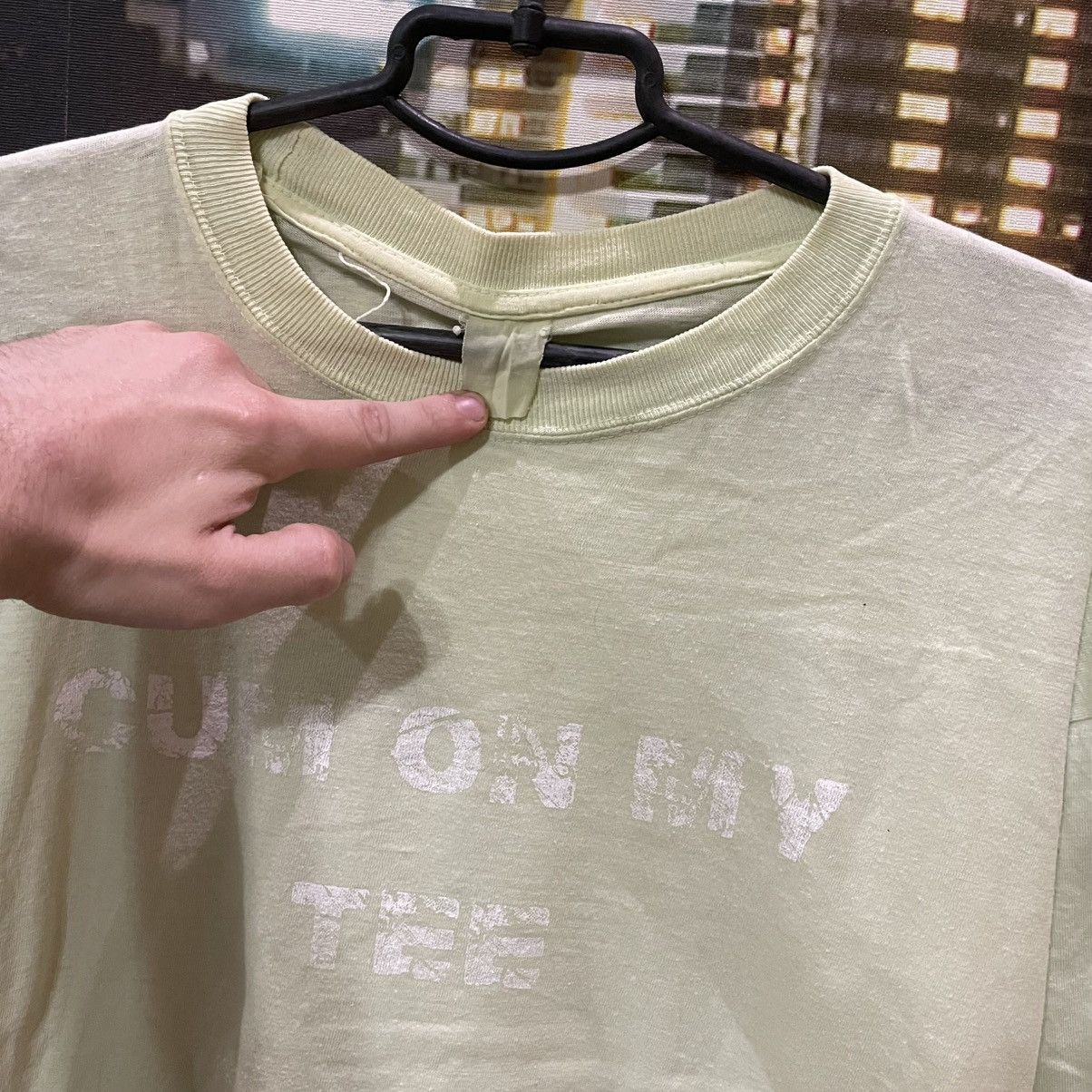Vintage Vintage 90s Sun Faded Graphic Tee Cream Workwear Grunge L Size US L / EU 52-54 / 3 - 5 Thumbnail