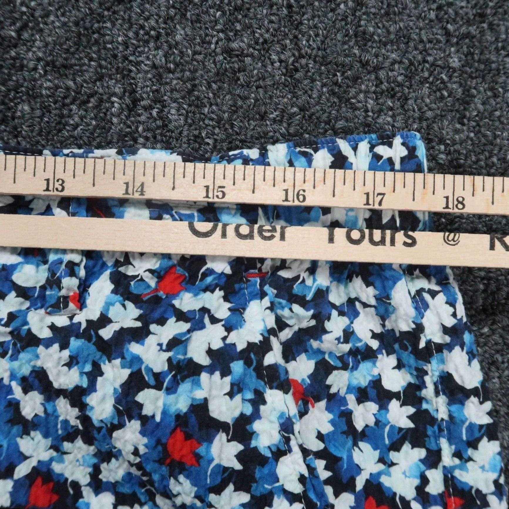 Robert Graham Robert Graham Shorts Mens 36 White Blue Floral Seersucker Drawstring Chino Regular Breathable Lightweight Pocketed 8in Inseam Vintage N/A Size US 36 / EU 52 - 6 Thumbnail