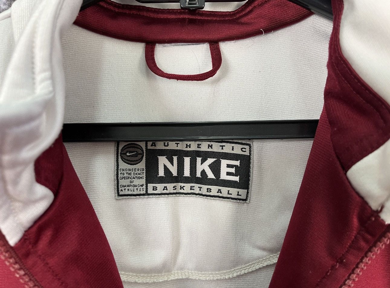 Nike Nike Authentic Basketball Full Zip Vintage Jacket 90s Size L Size US L / EU 52-54 / 3 - 10 Thumbnail