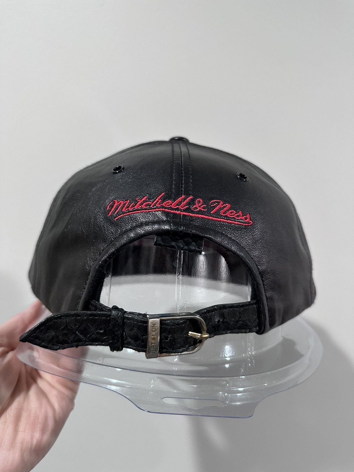 Just Don Just Don x Mitchell & Ness NHL Detroit Red Wings Leather Hat Size ONE SIZE - 10 Thumbnail