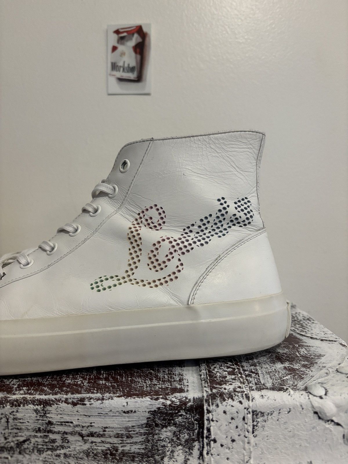 Louis Vuitton Louis Vuitton LV Tattoo White Rainbow Leather Sneaker Size US 9.5 / EU 42-43 - 8 Thumbnail