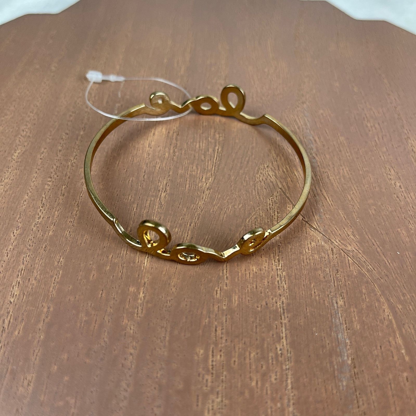 Other Dainty Gold LOVE Bangle Bracelet Minimalist Romantic NWOT Size ONE SIZE - 15 Thumbnail