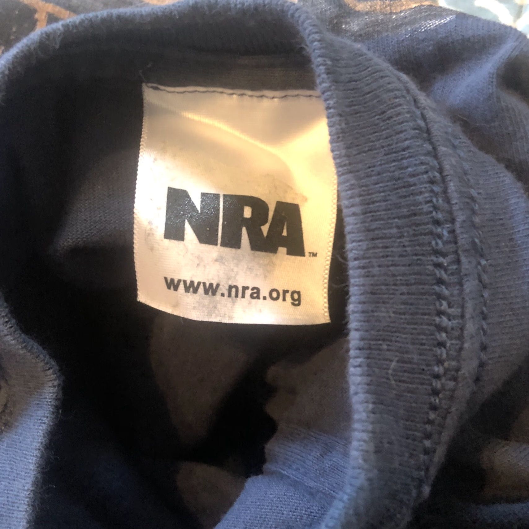 Vintage VINTAGE NRA National Rifle Association Group Big Guns Graphic Tee T-shirt Sz M Gray Short Sleeve Crew Neck Logo Men Guns 90s USA Size US M / EU 48-50 / 2 - 4 Thumbnail