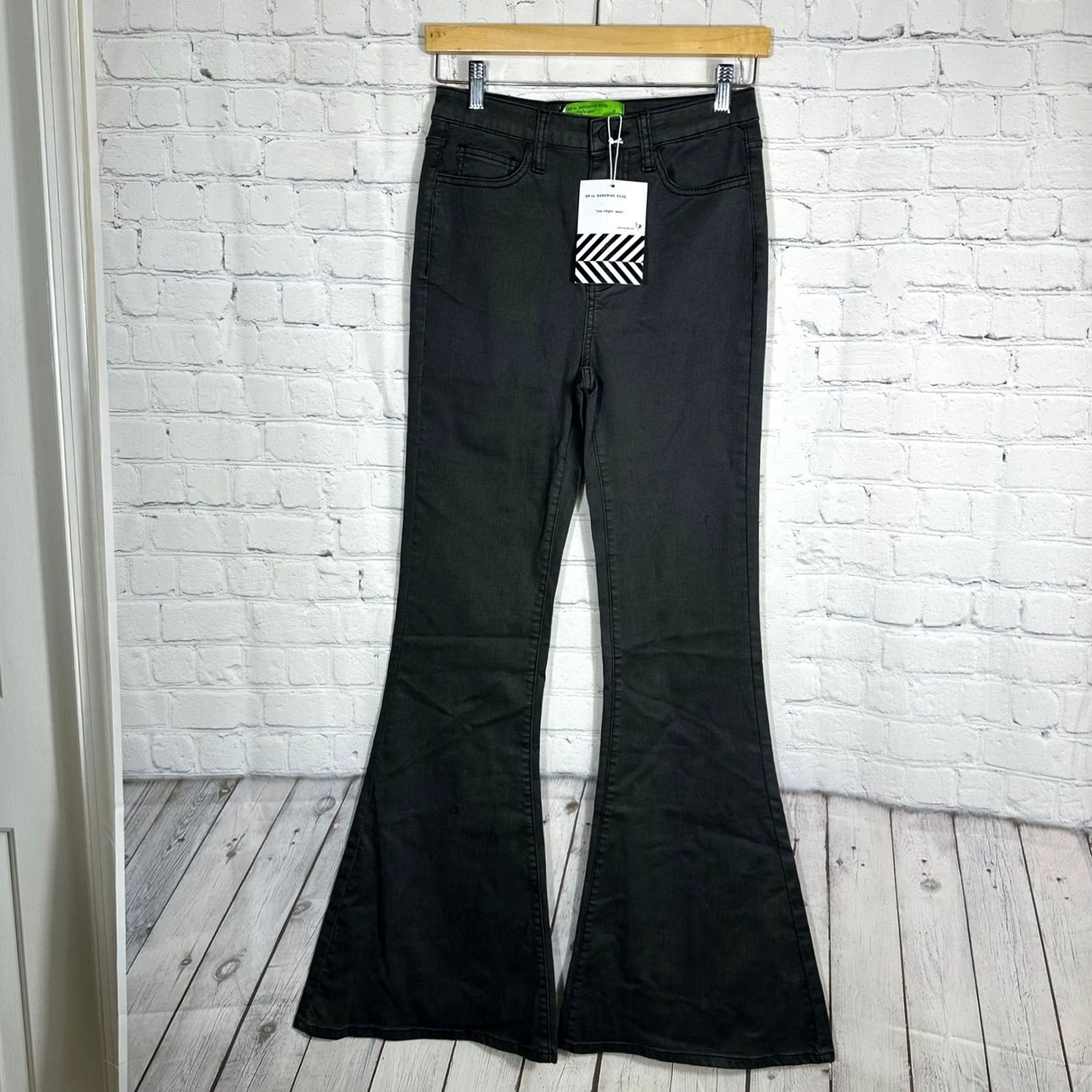 Vintage VINTAGE? No. Sandrine Rose Super Flare Jeans 27 Charbon Black High Rise Wide-Leg Stretch Denim Women Jeans with Pockets logo Bohemian 70s Retro Size 27" / US 4 / IT 40 - 2 Thumbnail