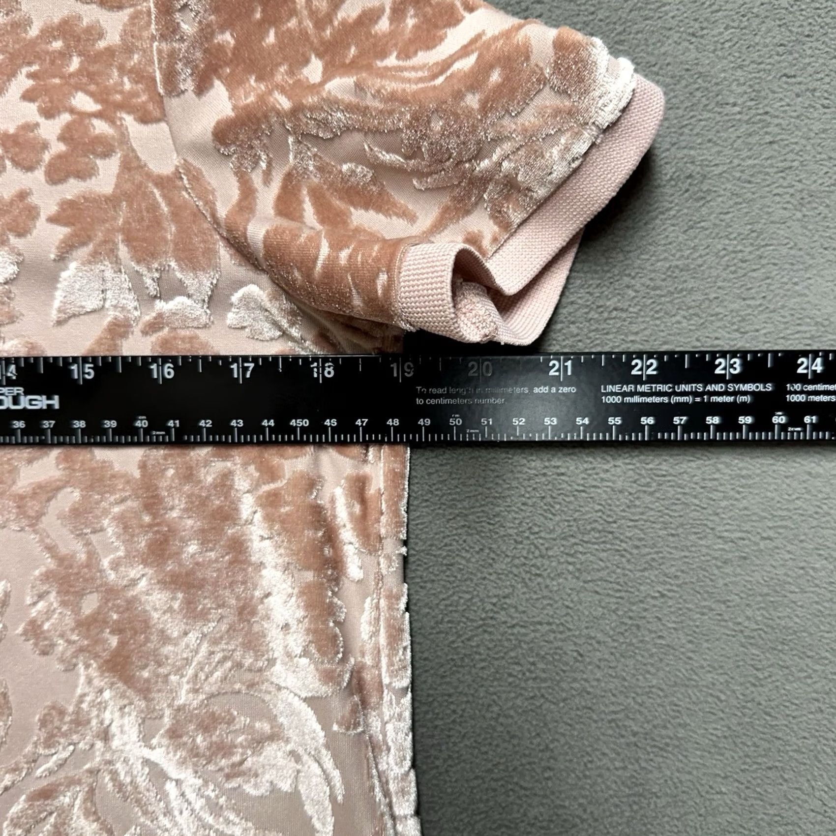 Vintage A New Day Shirt Womens Small Pink Blush Floral Burnout Velvet Bohemian Tee EUC Size S / US 4 / IT 40 - 5 Thumbnail