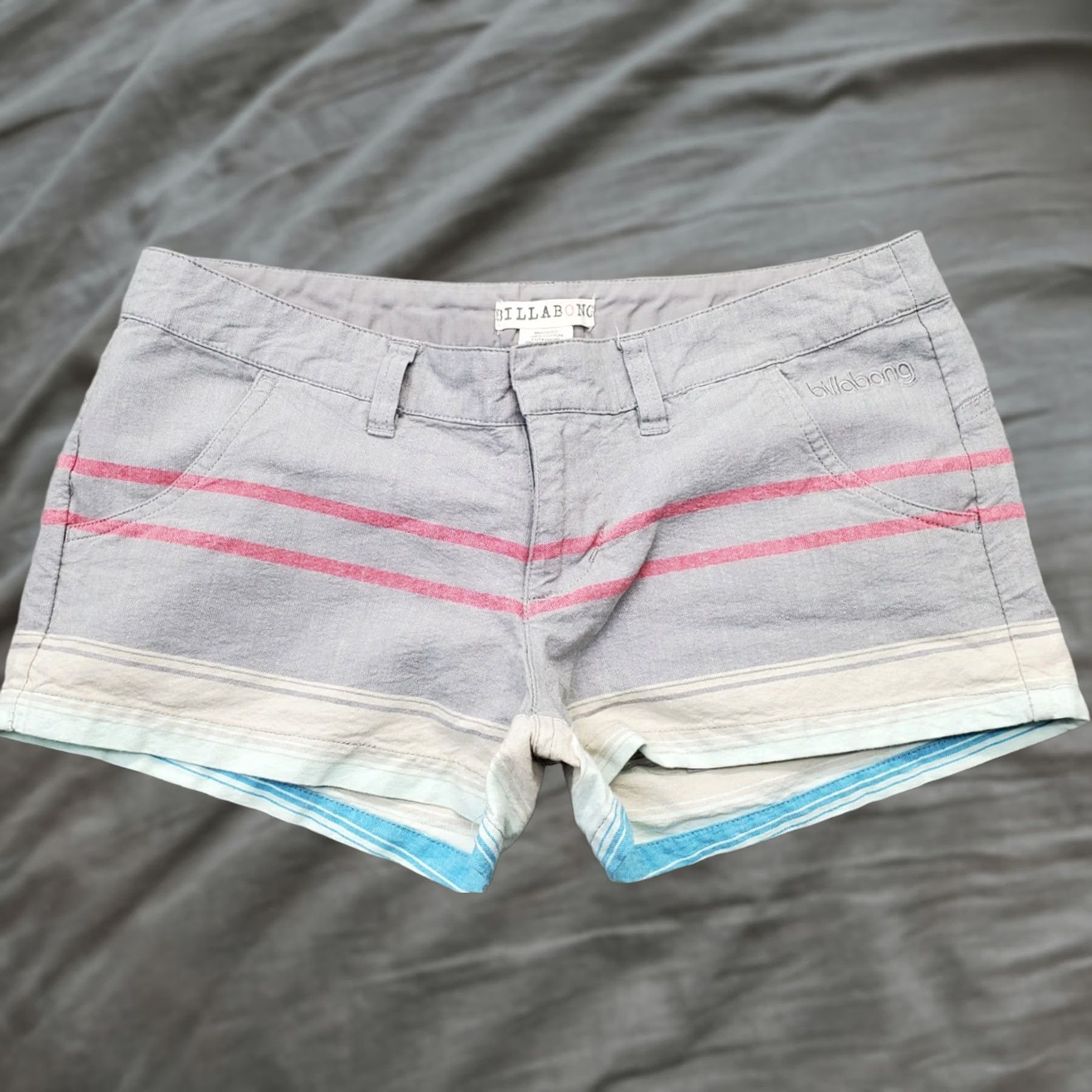 Billabong Billabong Shorts Women 3 Multicolor Striped High Waist Embroidered Logo Size 26" / US 2 / IT 38 - 1 Thumbnail