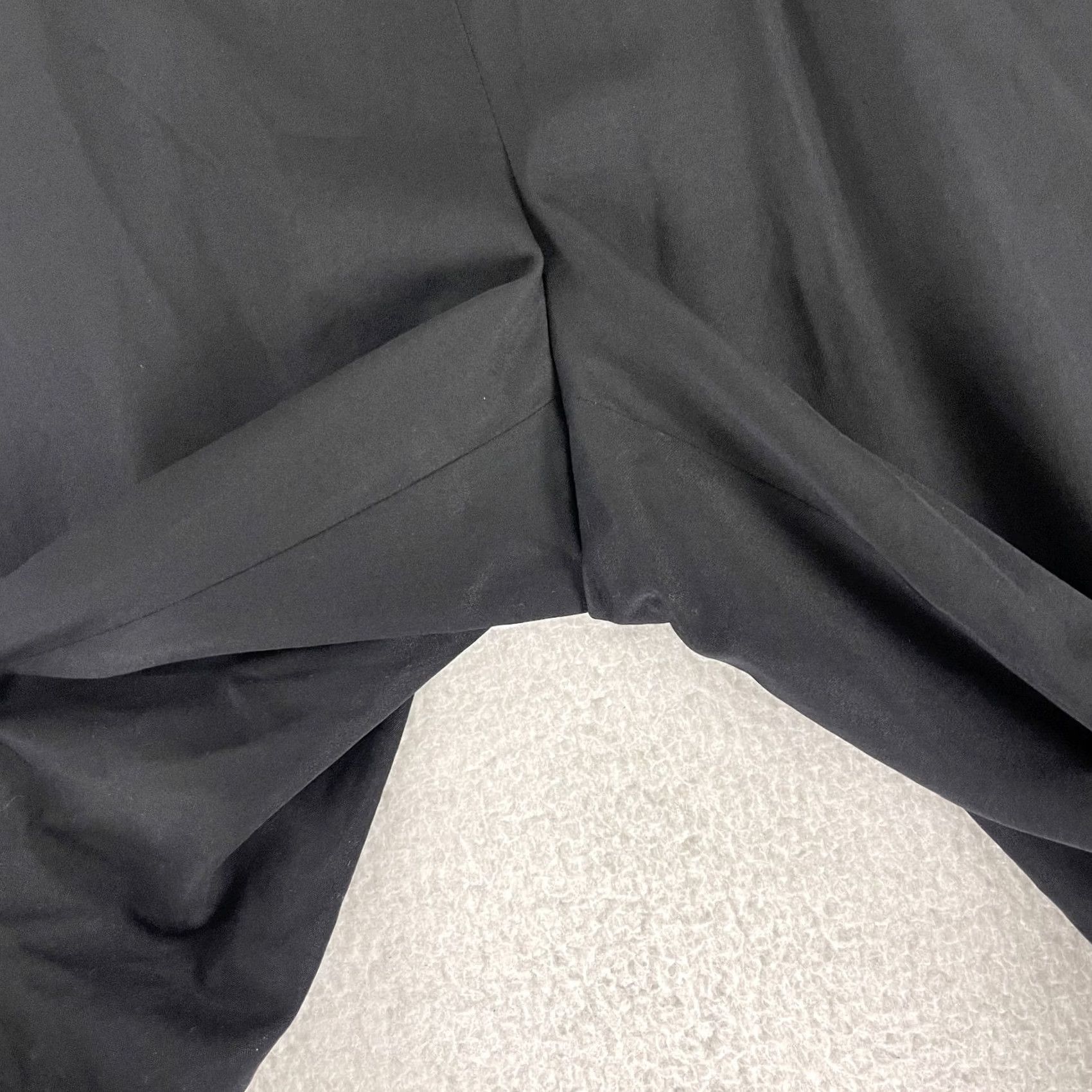 St. John St. John Dress Pants Womens Size 8 Black Straight Leg Wool Mid-Rise Side Zipper Size 30" / US 8 / IT 44 - 6 Thumbnail