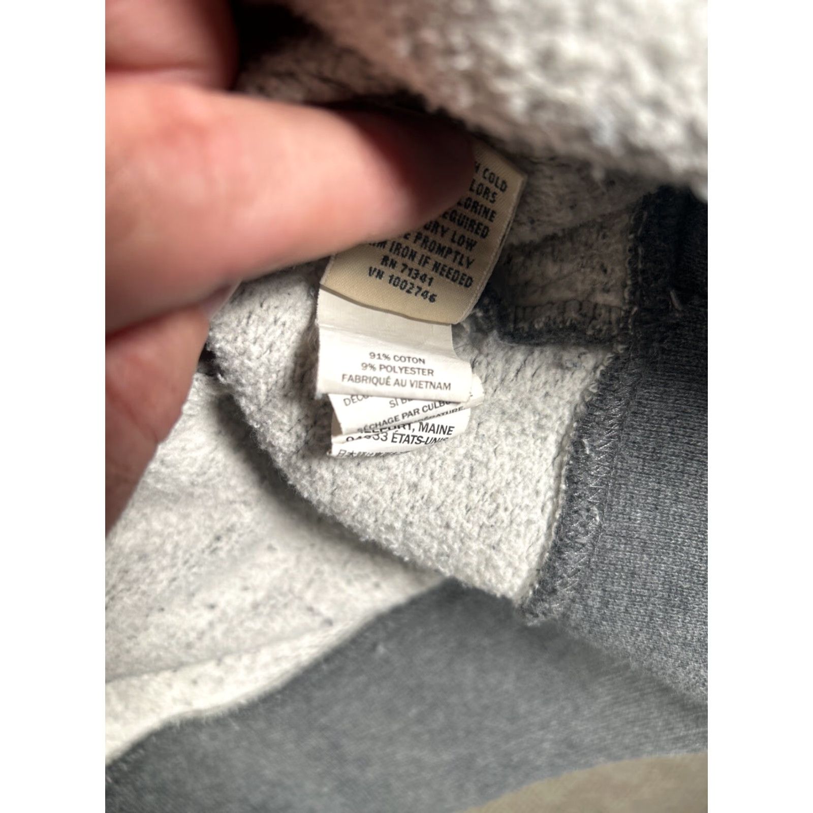 Vintage L.L. Bean Sweater Mens XL Grey Traditional Fit 1/4 Zip Pullover Knit Mock Neck Zipper Button Logo Long Sleeve Regular Size XL Adult Men Size US XL / EU 56 / 4 - 7 Thumbnail