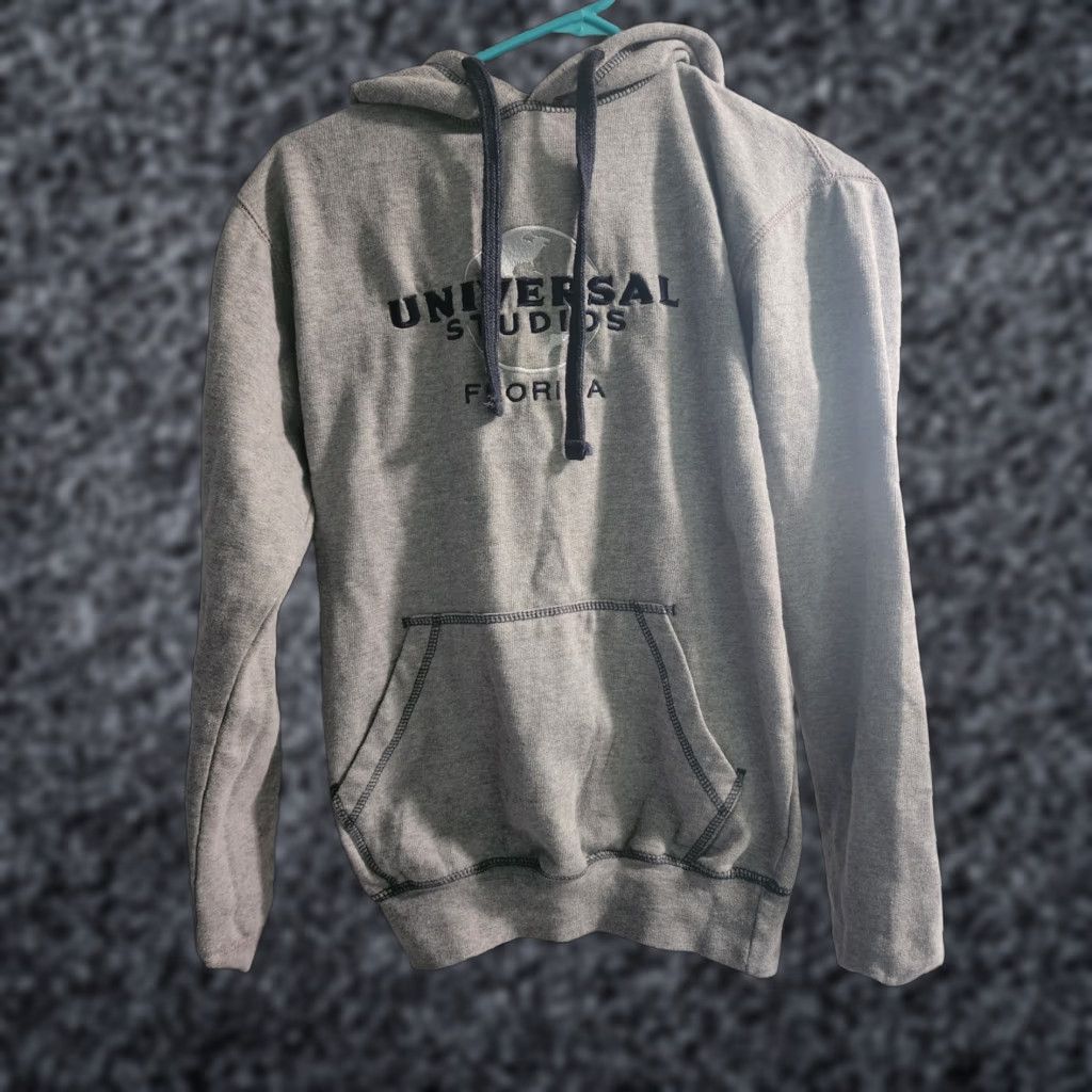 Vintage VINTAGE Universal Studios Sweatshirt Mens S Gray Hoodie Embroidered Florida Sweatshirt Size US S / EU 44-46 / 1 - 1 Thumbnail