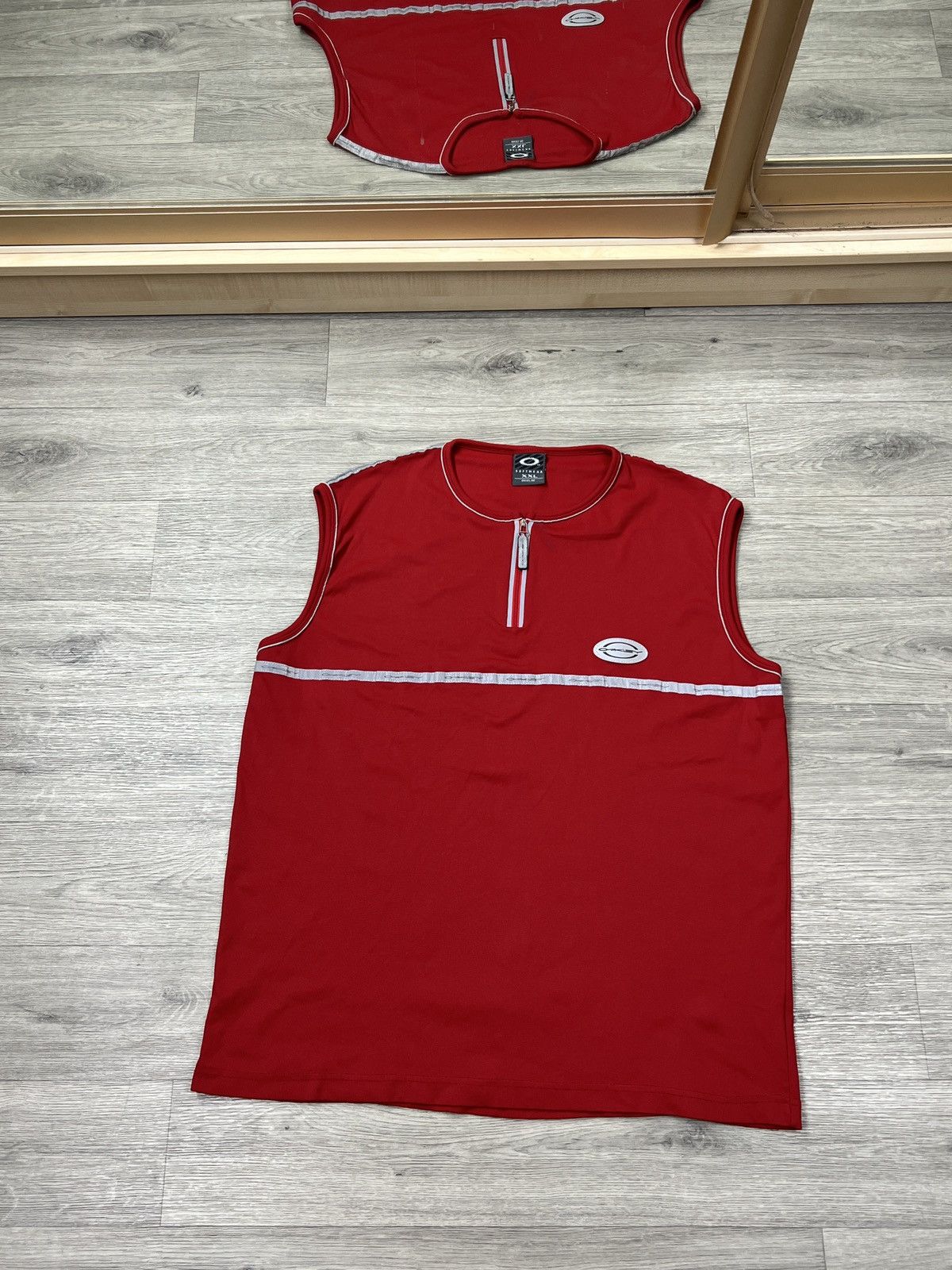 Oakley Vtg Oakley Software 90s Cyber Y2K Technical Vest Tank Top Size US XXL / EU 58 / 5 - 1 Thumbnail