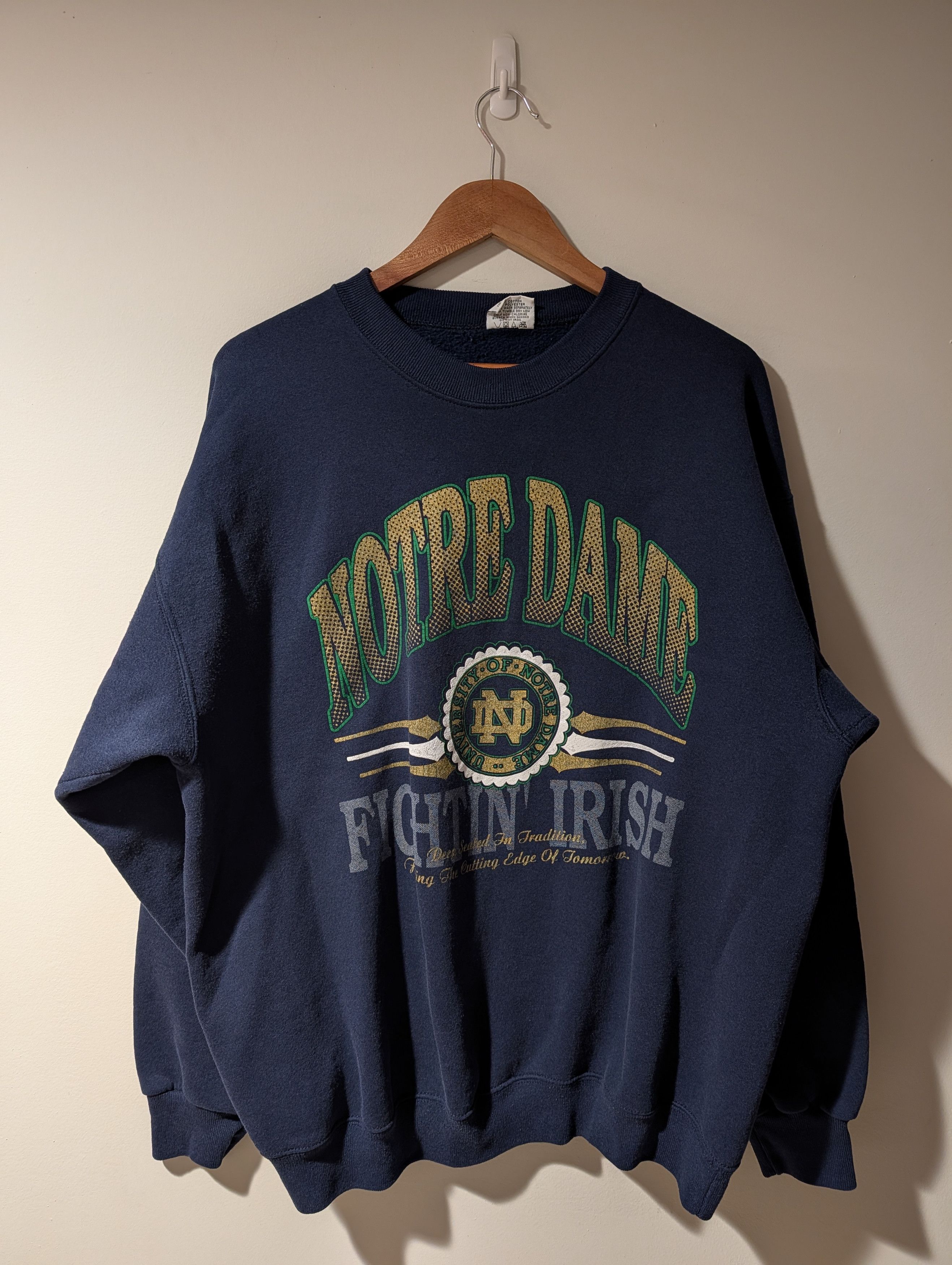NCAA Vintage 90s Notre Dame Fighting Irish College Sweatshirt Size US XL / EU 56 / 4 - 1 Thumbnail