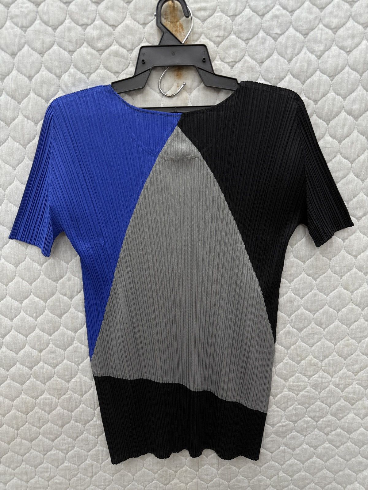 Pleats Please Issey Miyake 🔥🔥🔥ARCHIVE PLEATS PLEASE ISSEY MIYAKE TRICOLOUR SHIRTS Size M / US 6-8 / IT 42-44 - 6 Thumbnail